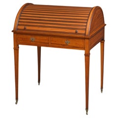 Prächtiger Sheraton Revival-Schreibtisch aus Satinholz