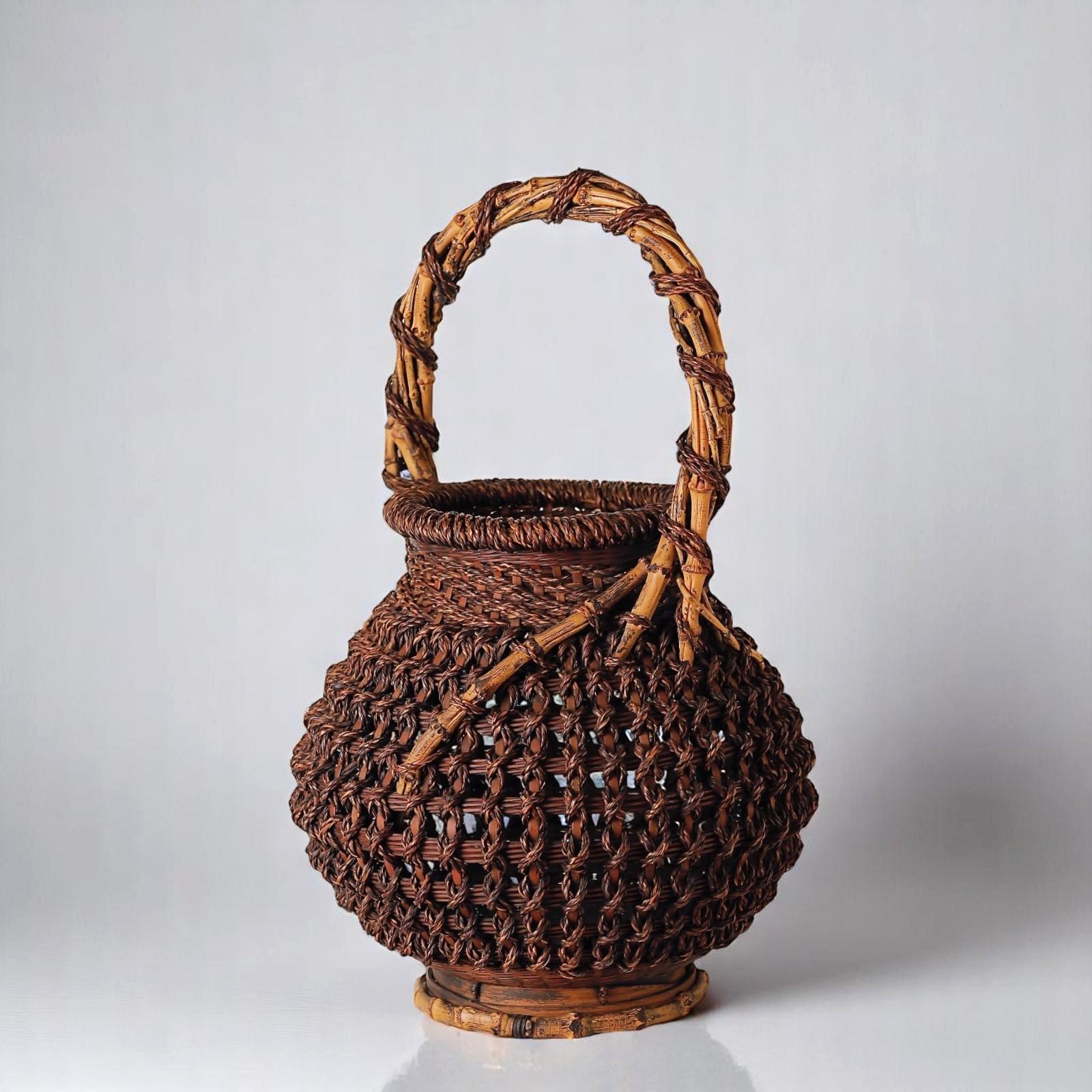 Superbo cesto di bambù Ikebana giapponese firmato - XX secolo in vendita 4