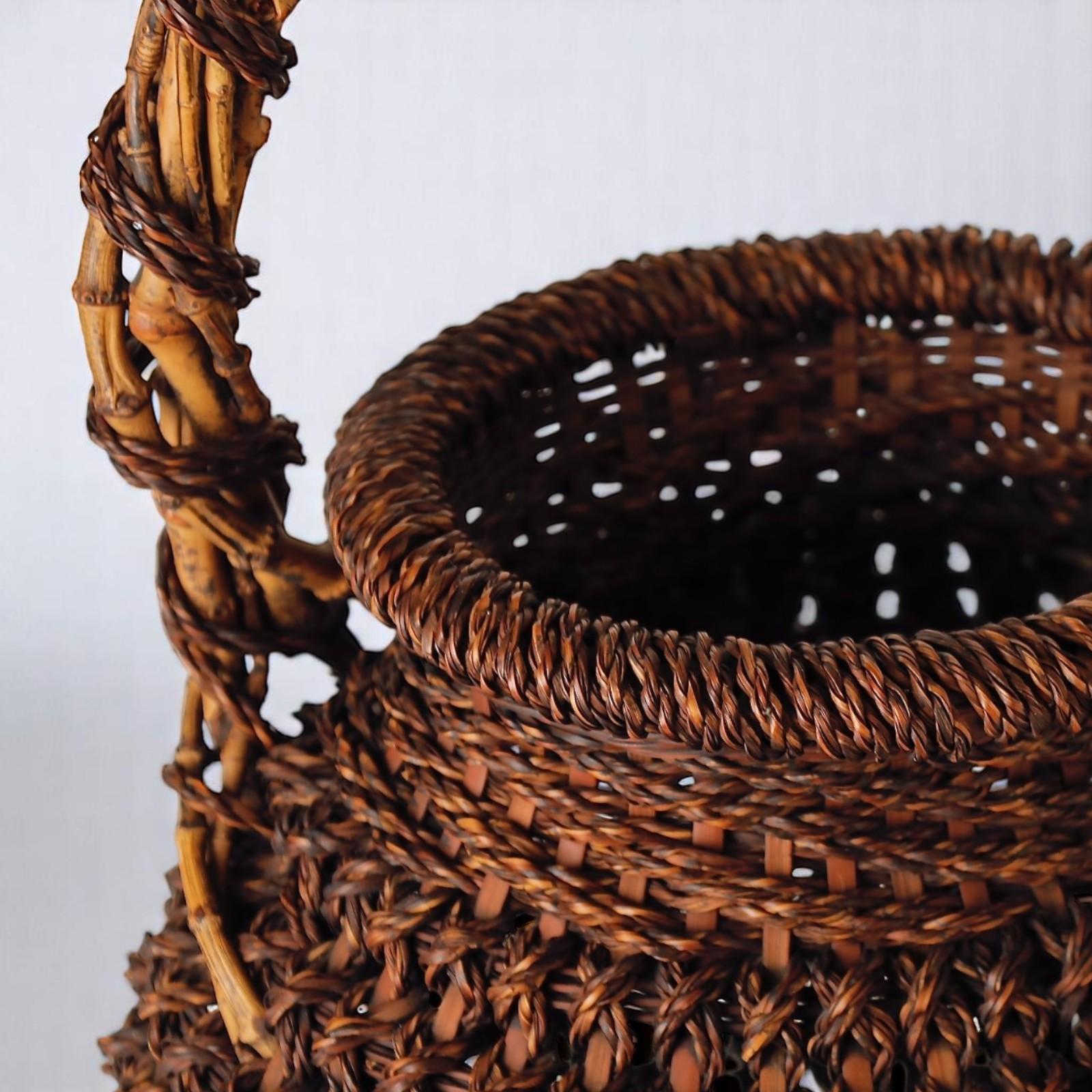 Superbo cesto di bambù Ikebana giapponese firmato - XX secolo in vendita 5