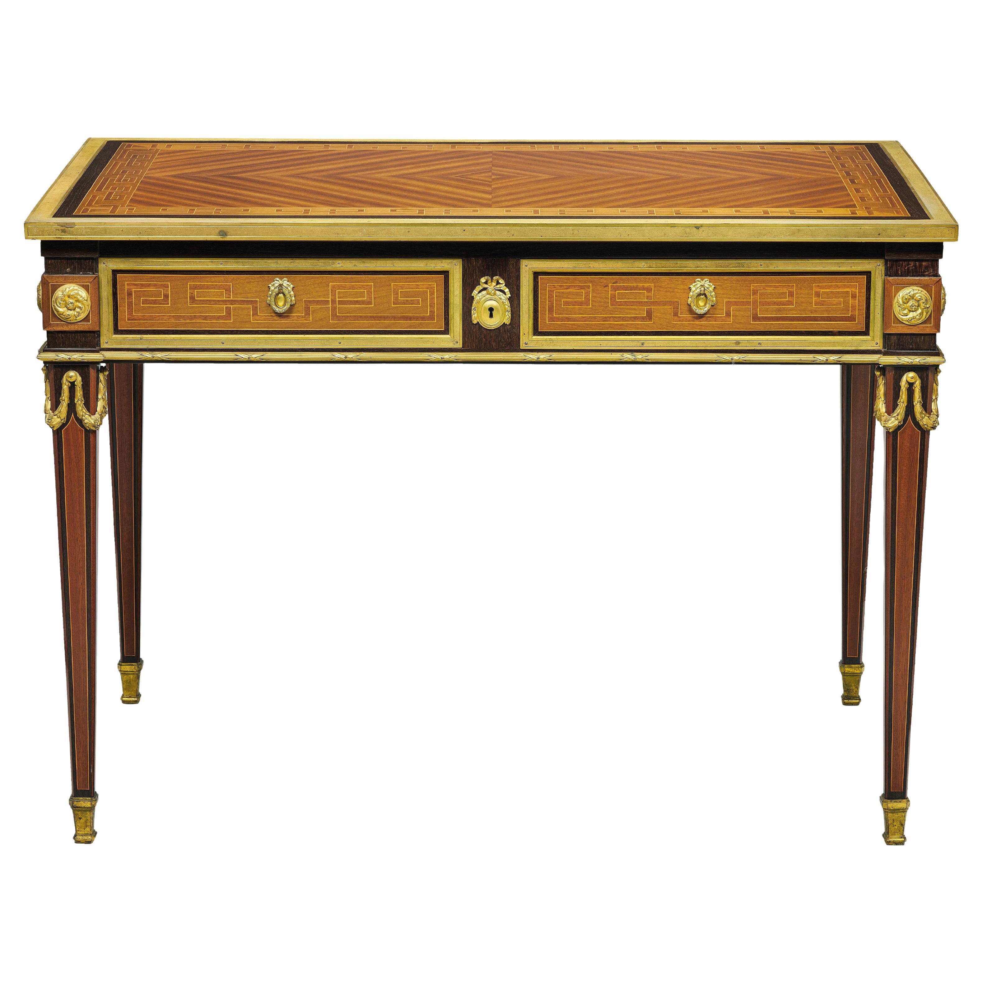 Prächtiger kleiner Schreibtisch im Stil Louis XVI, nach einem Modell von Philippe Claude Montigny