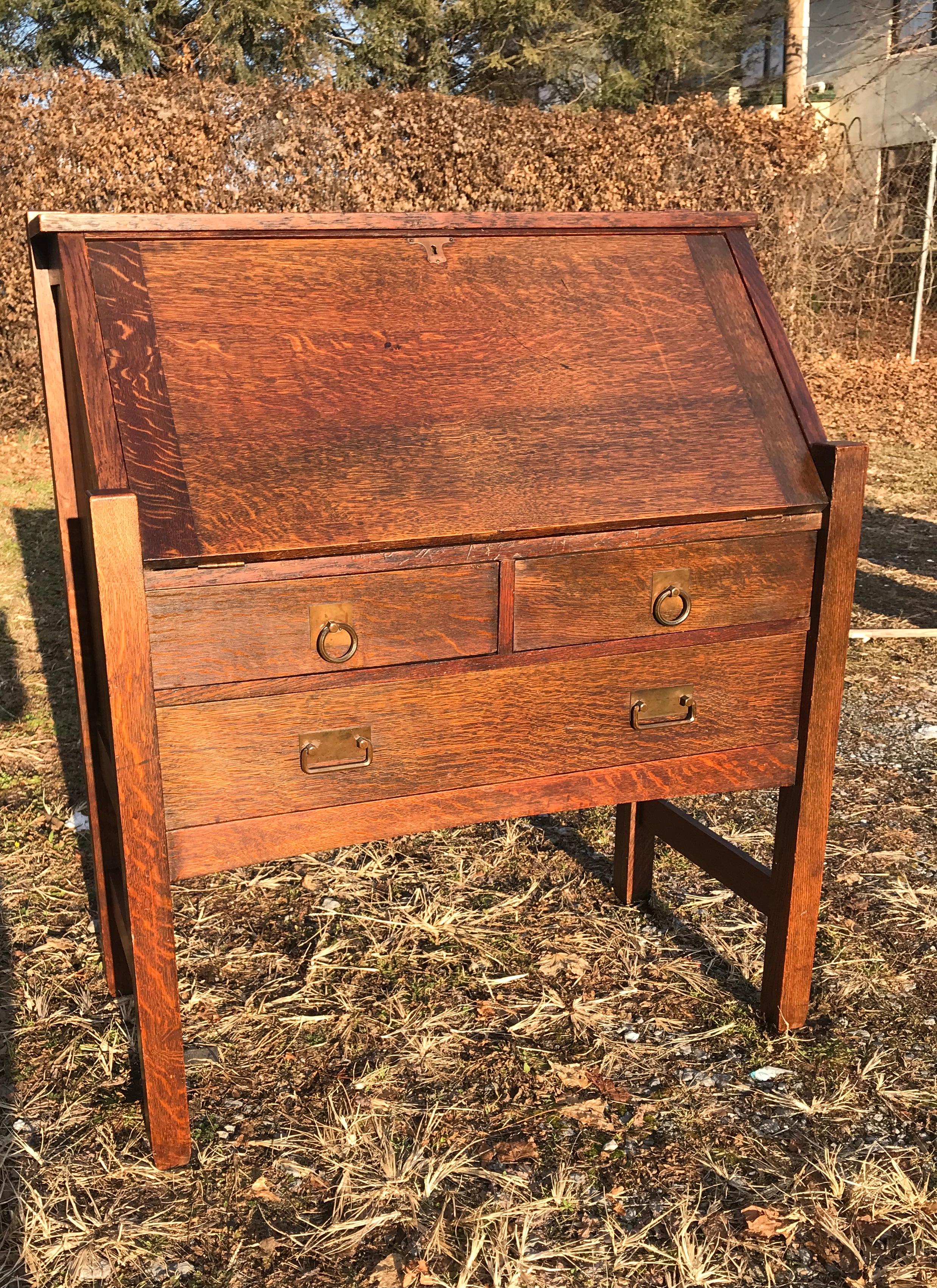 ANTIQUE nice  STICKLEY BROS  Drop Front Desk - W7568 In Good Condition In Shamokin Dam, PA