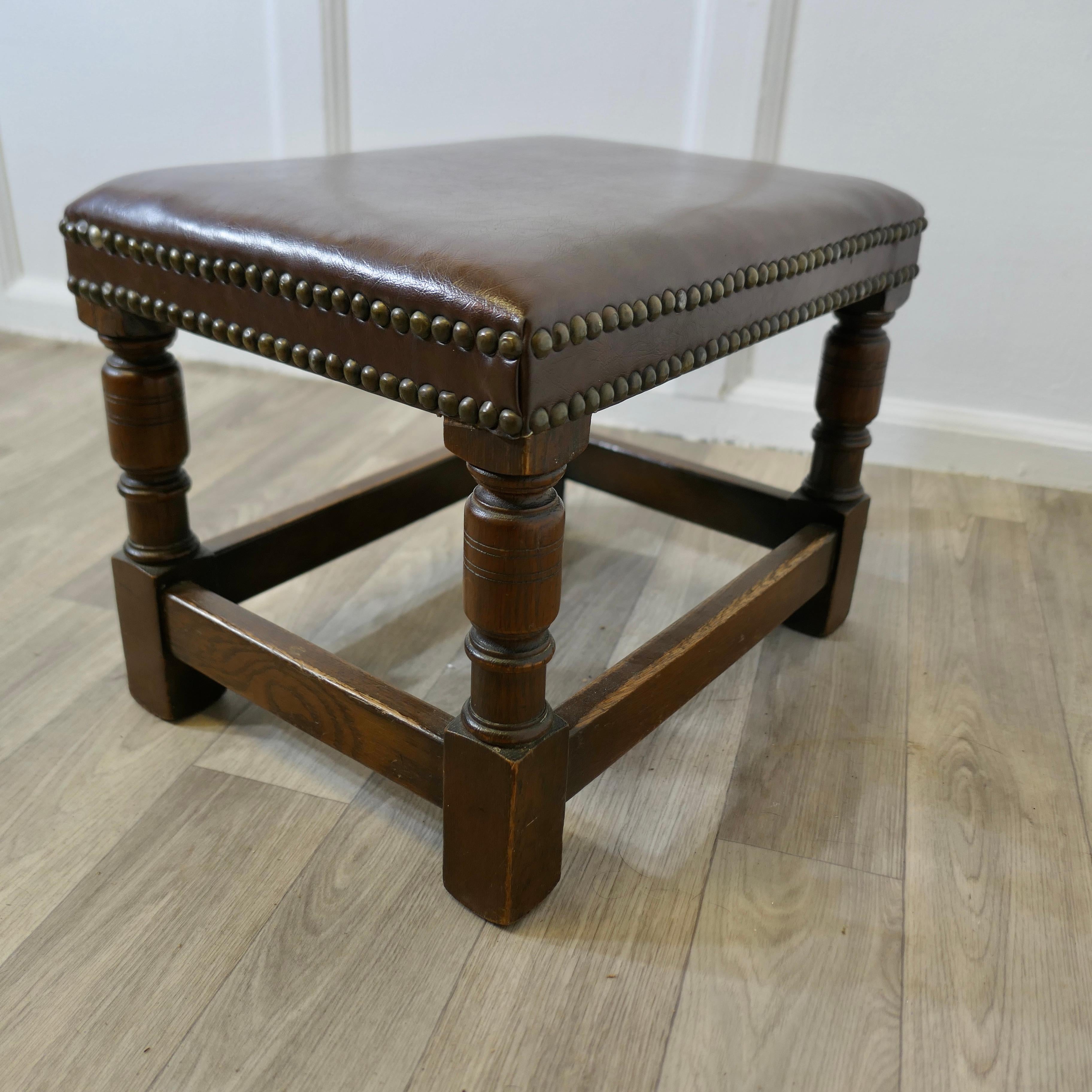 Superb Studded Leather Oak Foot Stool  A Lovely piece 1