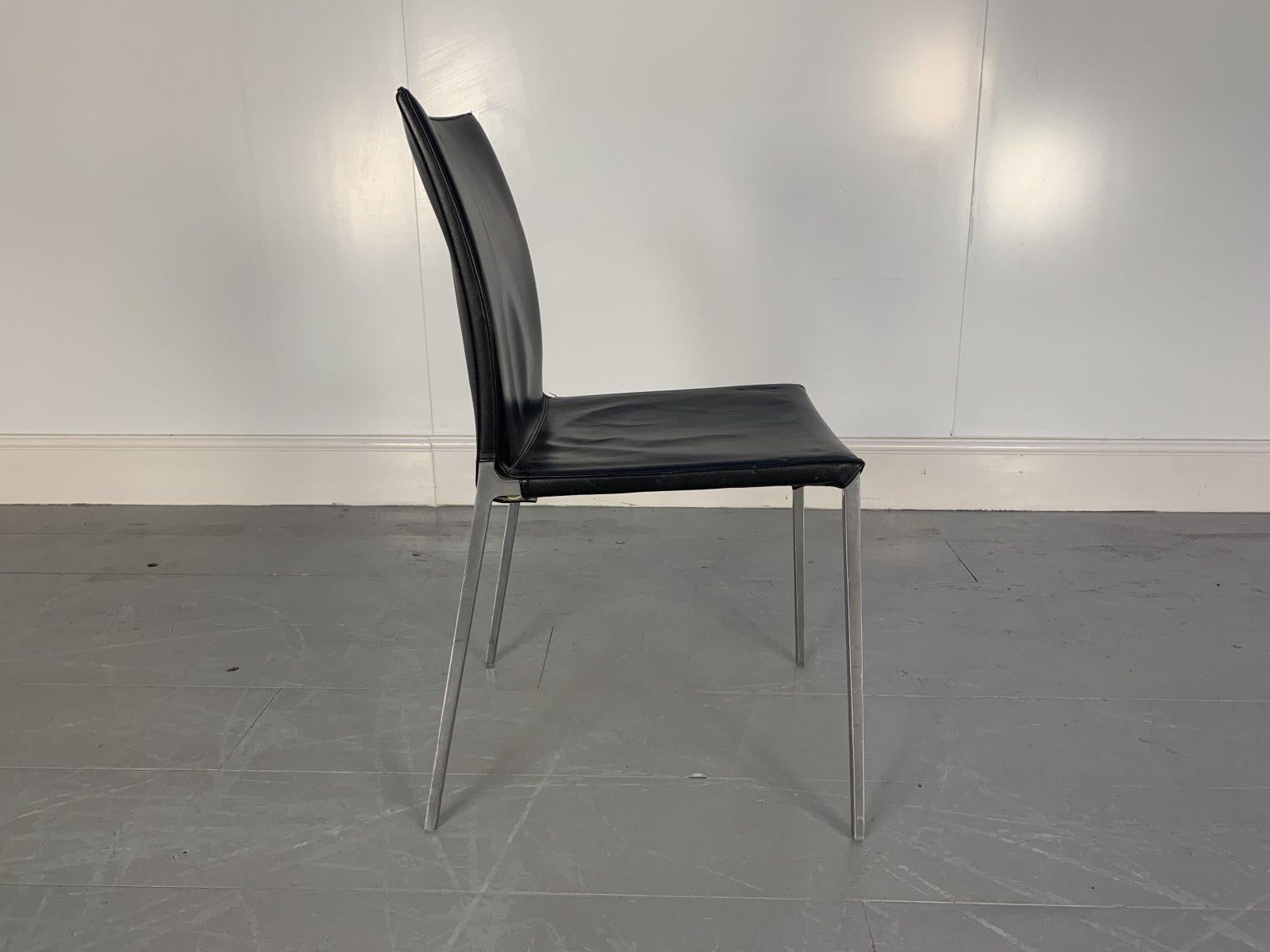 Superbe ensemble de 8 chaises de salle à manger Zanotta Lia 2086 en cuir noir et aluminium en vente 1