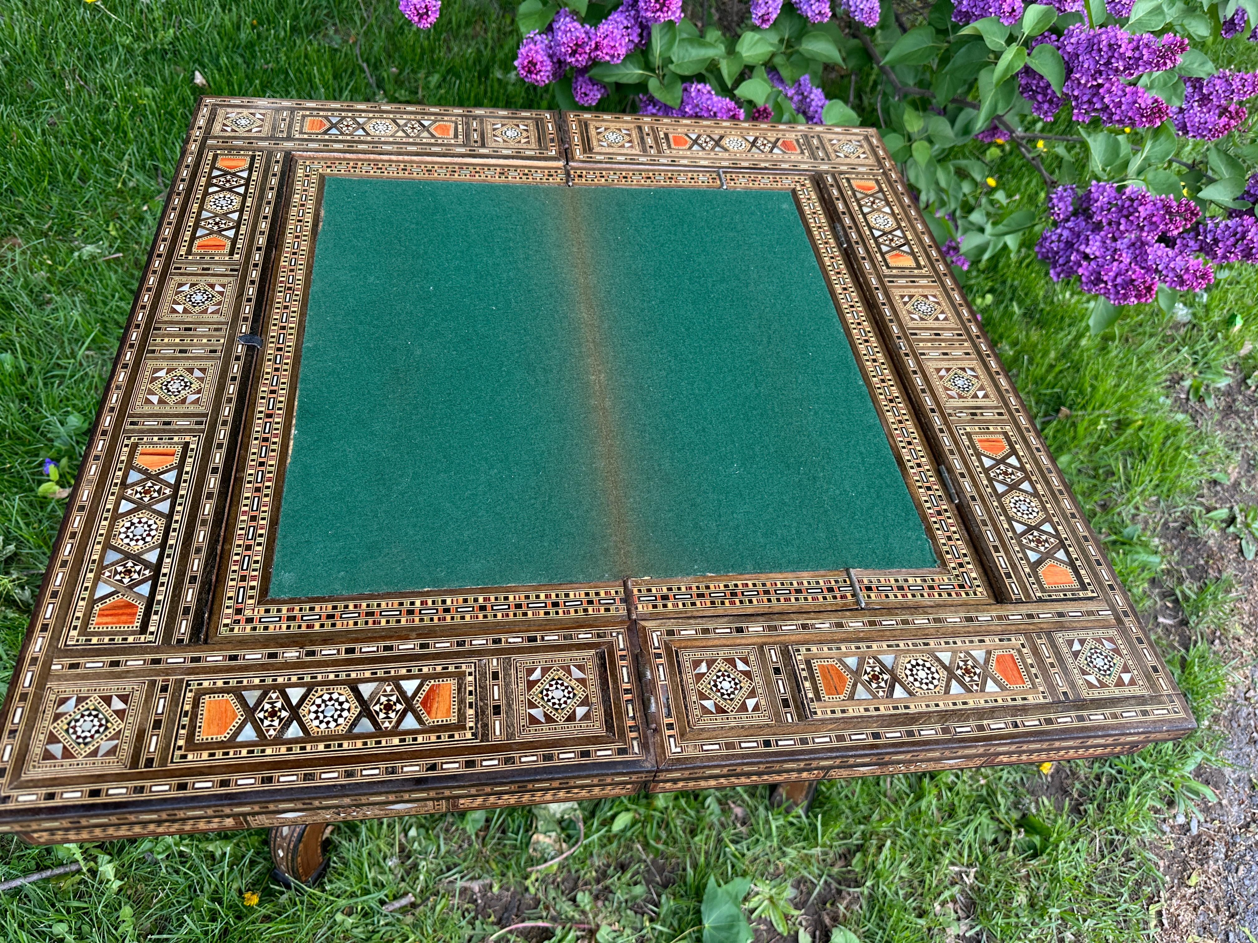 SUPERB Mesa de backgammon/juego antigua siria con incrustaciones, c. principios de los años 40 - W7832 en Bueno estado para la venta en Shamokin Dam, PA