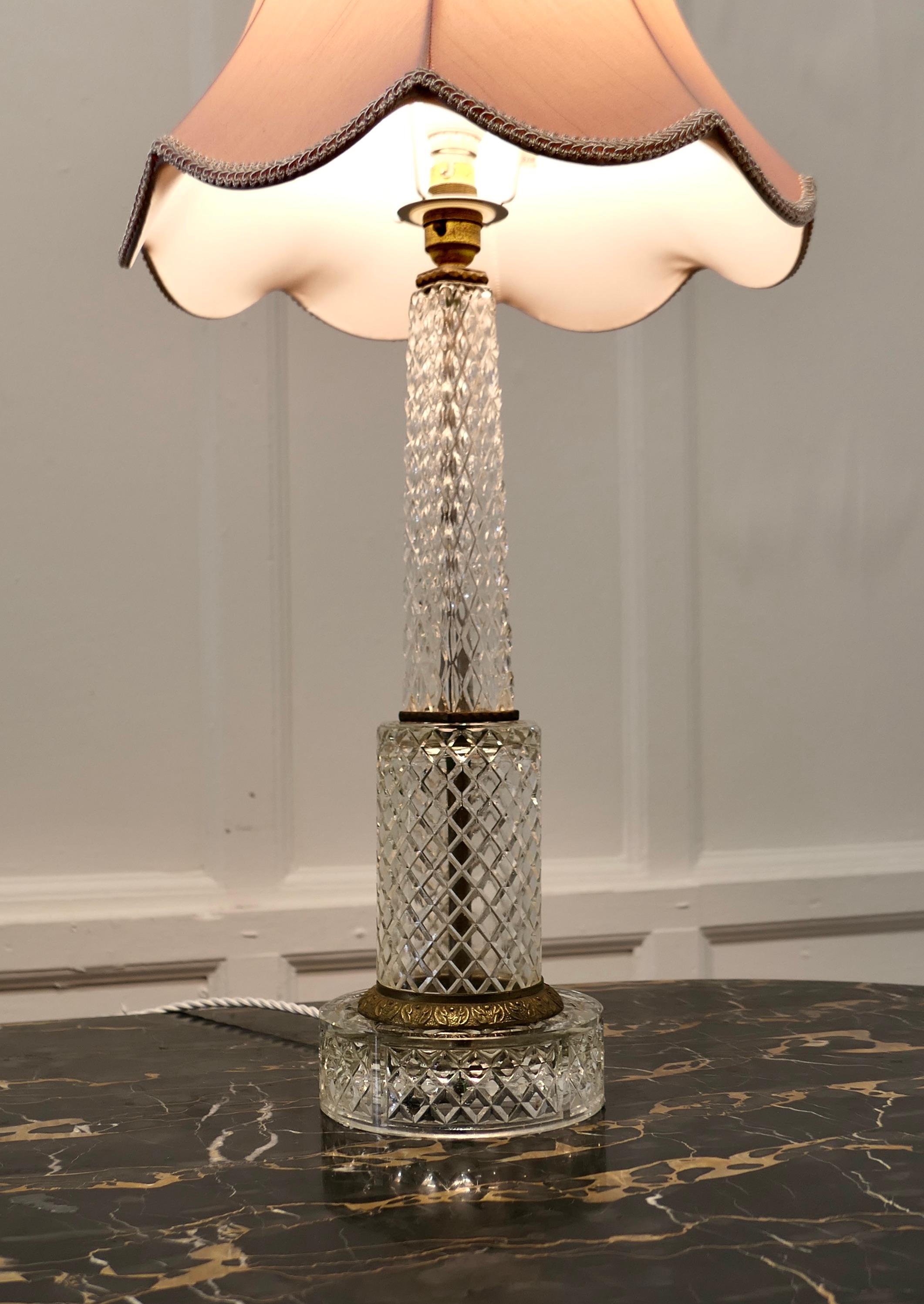 Superb Tall Art Deco Cut Glass Table Lamp  In Good Condition For Sale In Chillerton, Isle of Wight