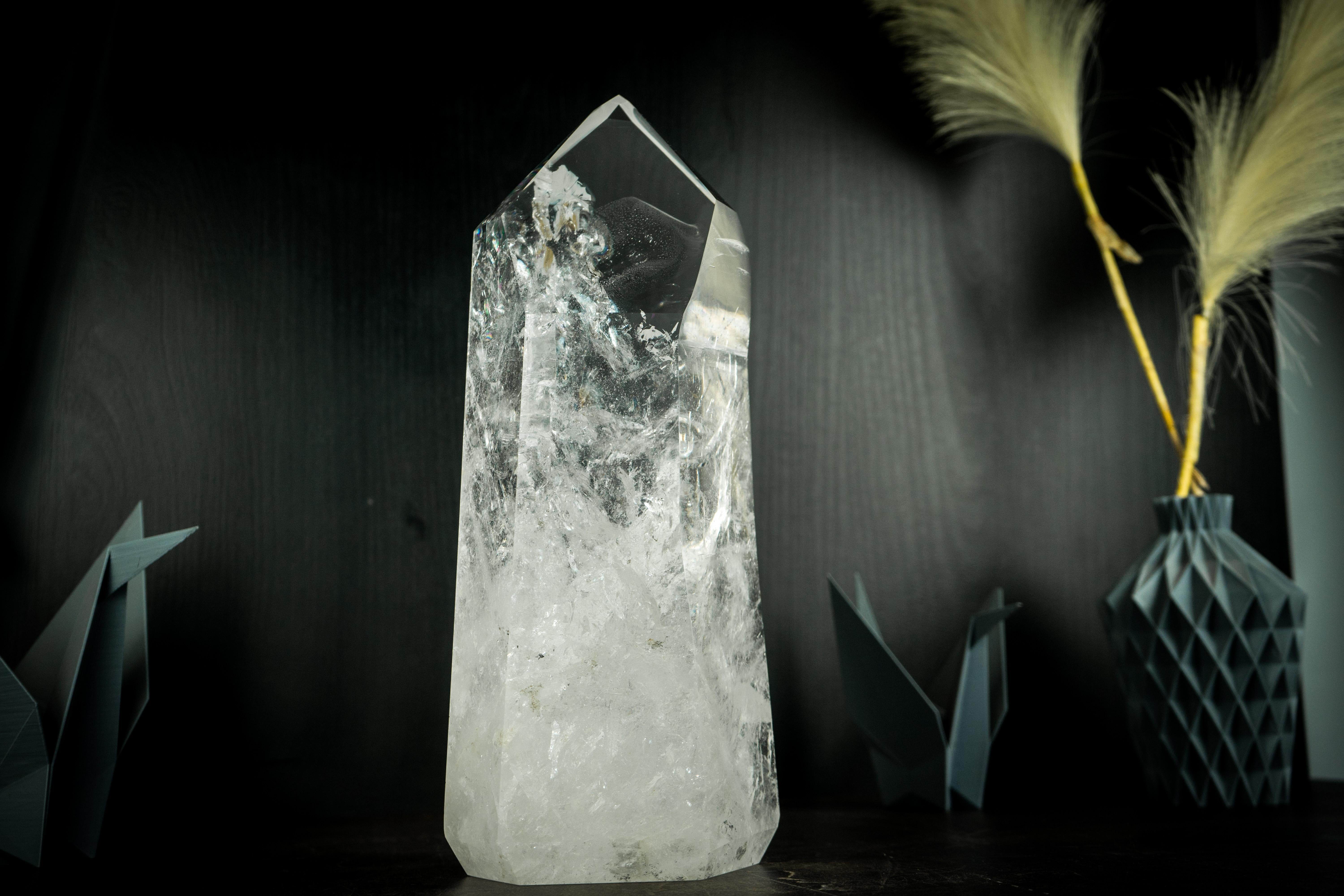 Magnífico Obelisco Alto de Cristal de Cuarzo Lemuriano, Torre de Cristal de Cuarzo, Diamantina Brasileño en venta