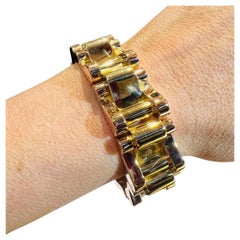 Superb “tank” bracelet in rose gold and 18-carat yellow gold, circa 1940