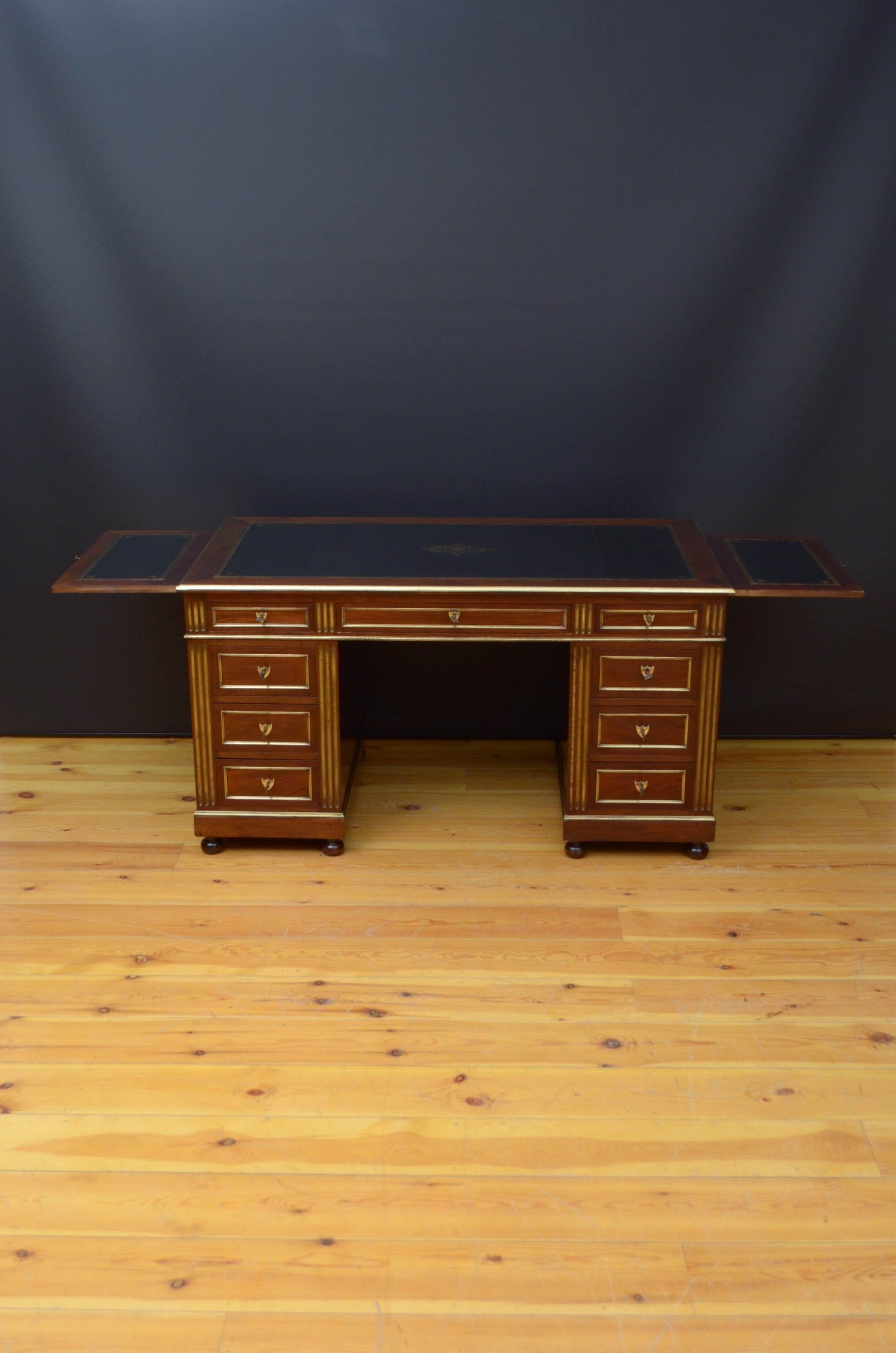 French Superb Turn of the Century Pedestal Desk For Sale