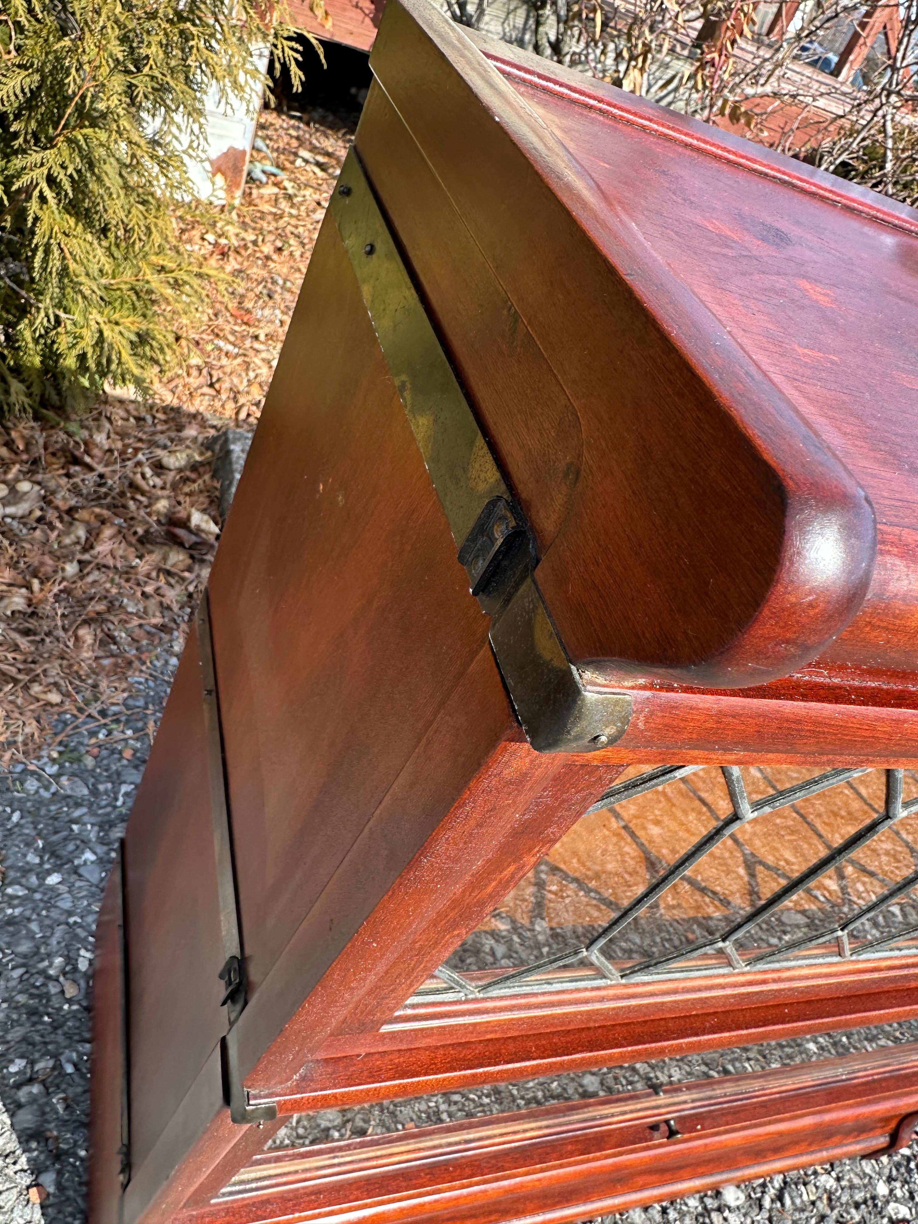 SUPERB Two-Section Barrister Bookcase with leaded glass - Stickley Era - W7631 For Sale 3