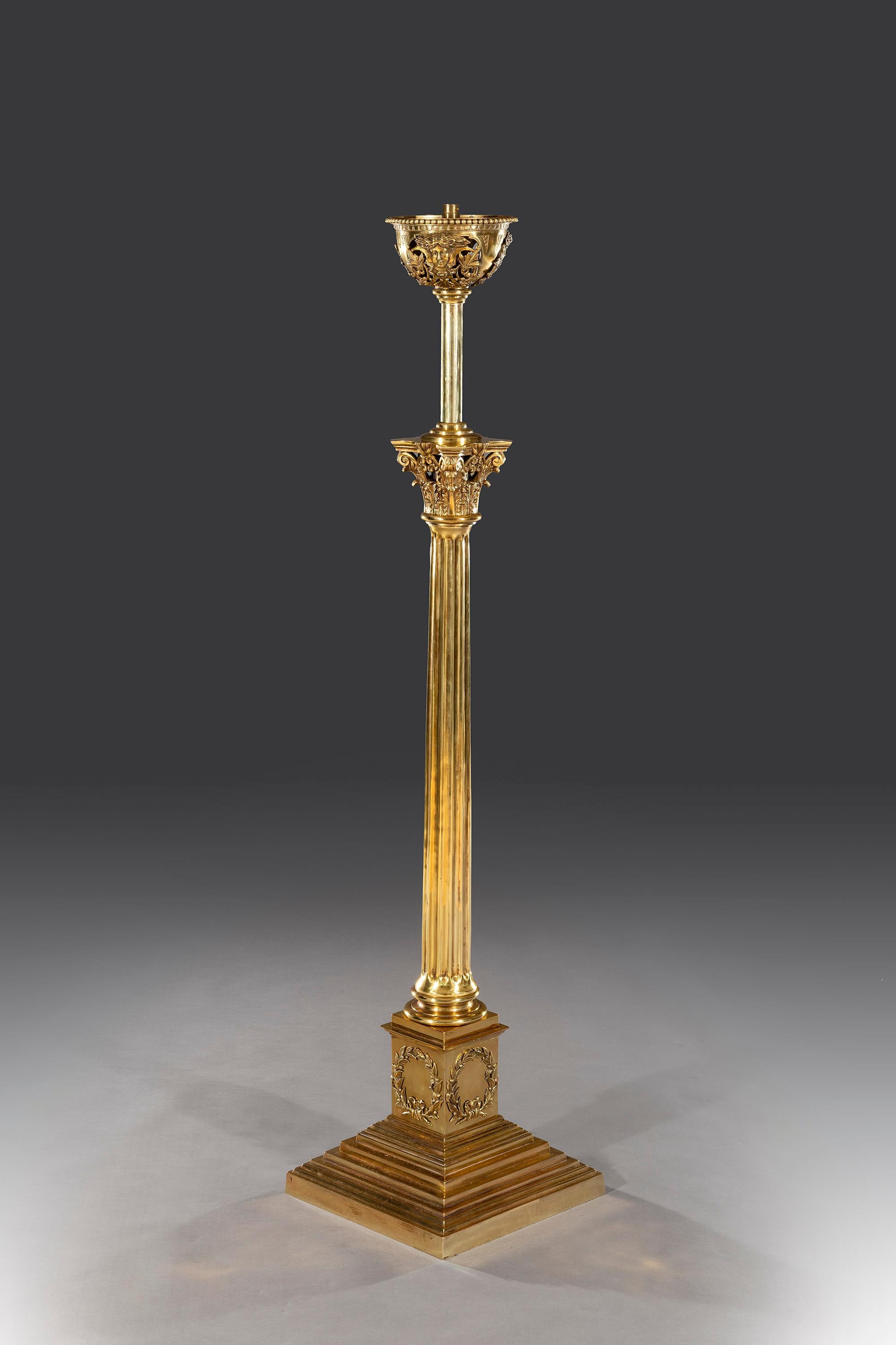 Superb Victorian 19th Century Gilt Brass 'Corinthian Style Column' Standard Lamp In Good Condition For Sale In Bradford on Avon, GB
