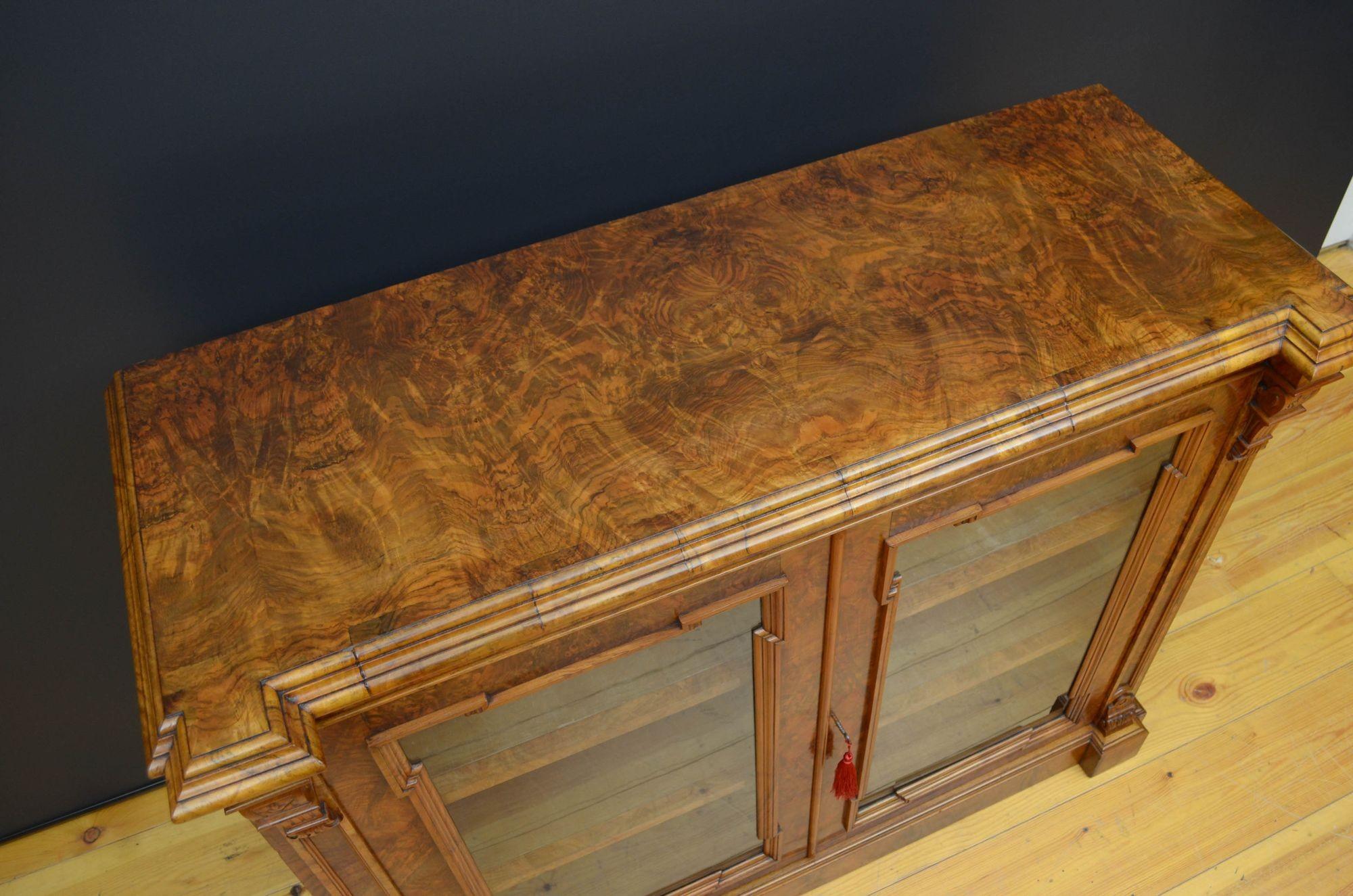 Superb Victorian Bookcase or Display Cabinet In Good Condition For Sale In Whaley Bridge, GB