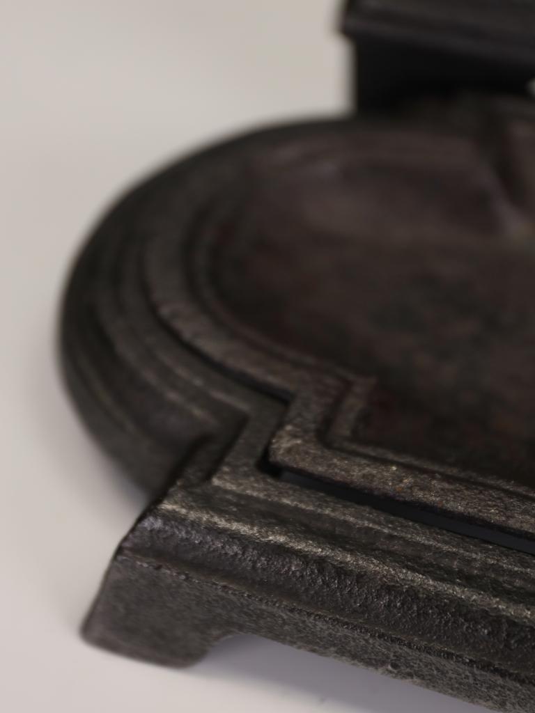 Superb Victorian Cast Iron Stick Stand/Umbrella Stand with Neo-Classical Detail For Sale 9