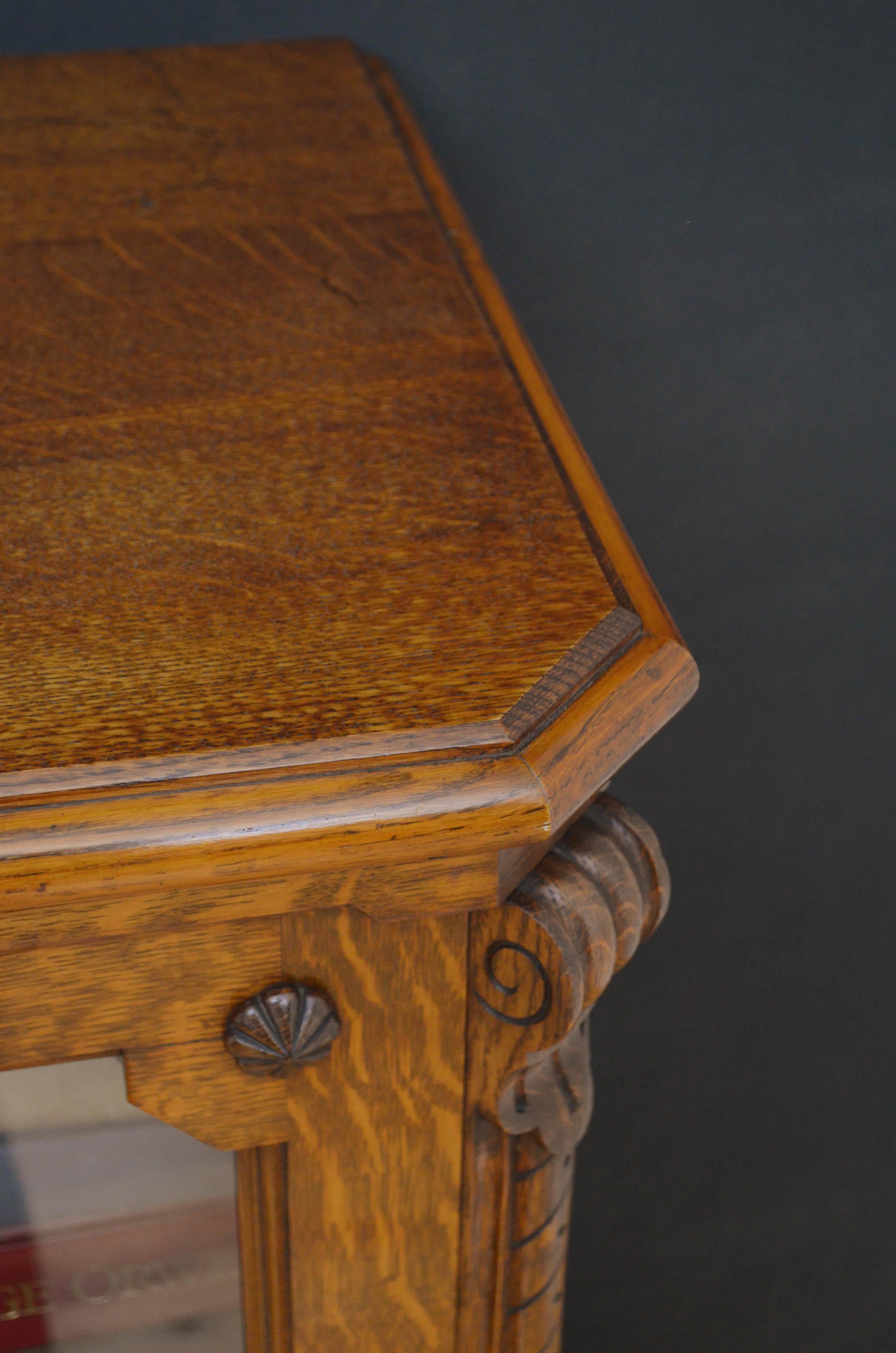 English Superb Victorian Oak Bookcase