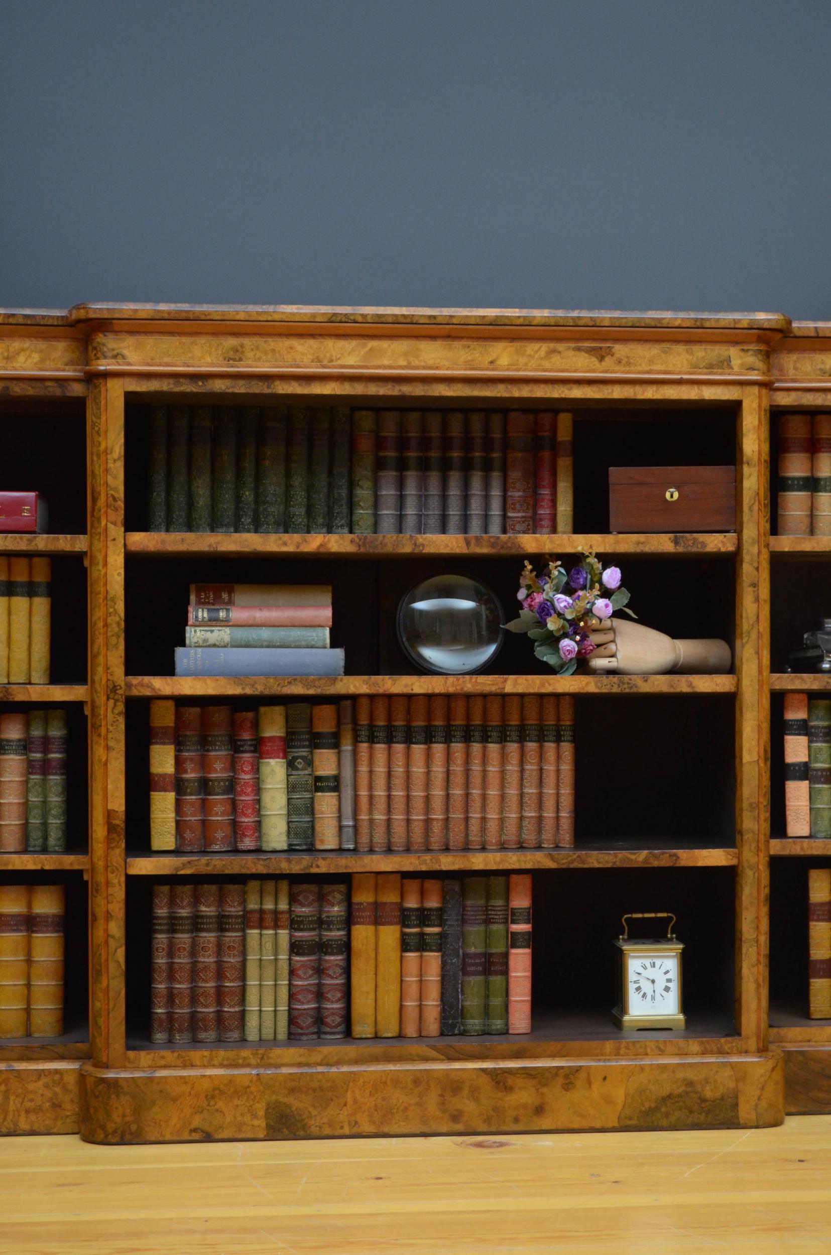 Superb Victorian Walnut Bookcase 5