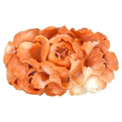 Superbe plaque corail Momo vintage sculptée à la main, avec fleurs de pivoine et spray de couleur naturelle