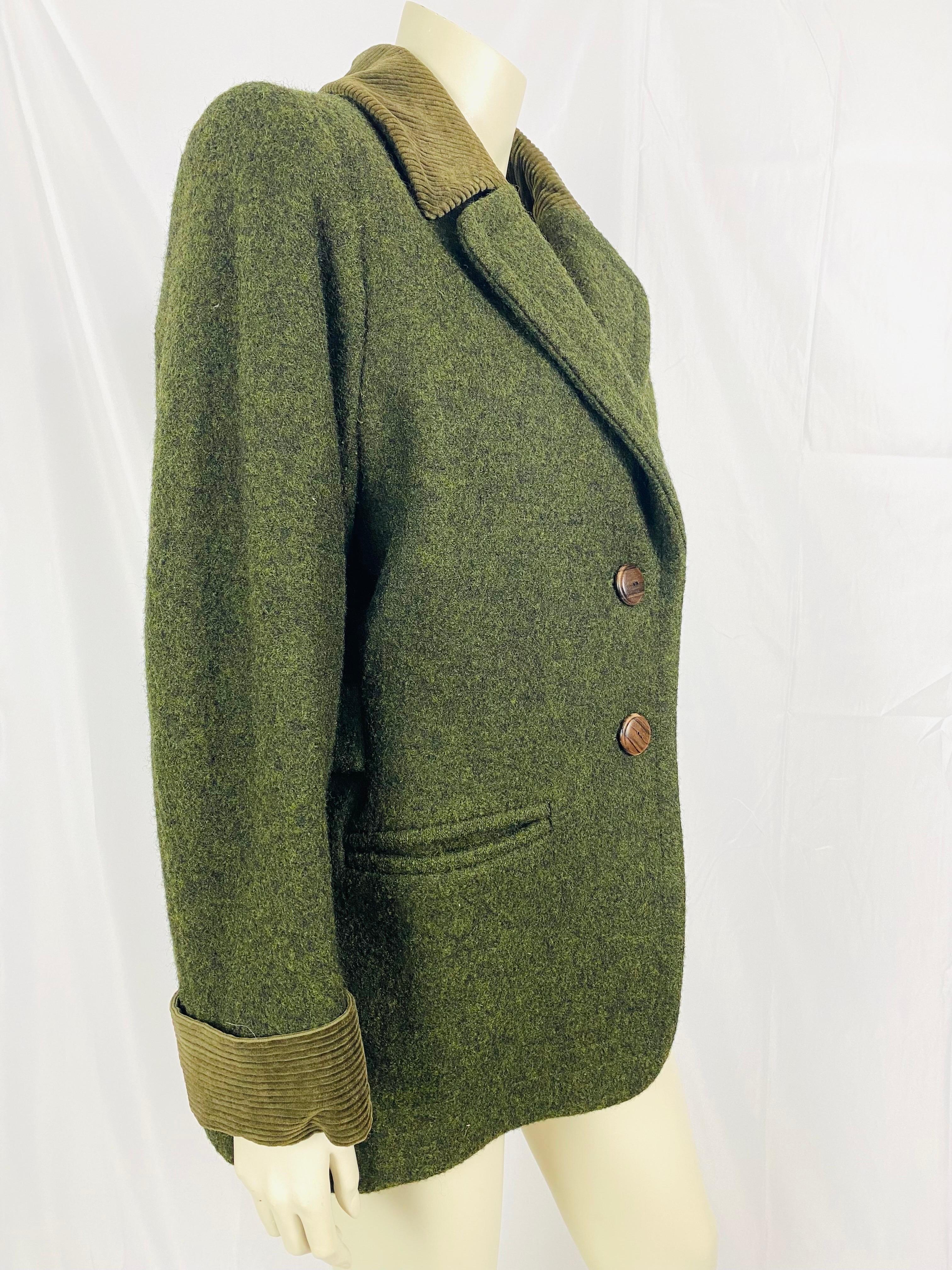 Superb vintage Yves saint laurent winter jacket circa 1970, in khaki boiled wool 2