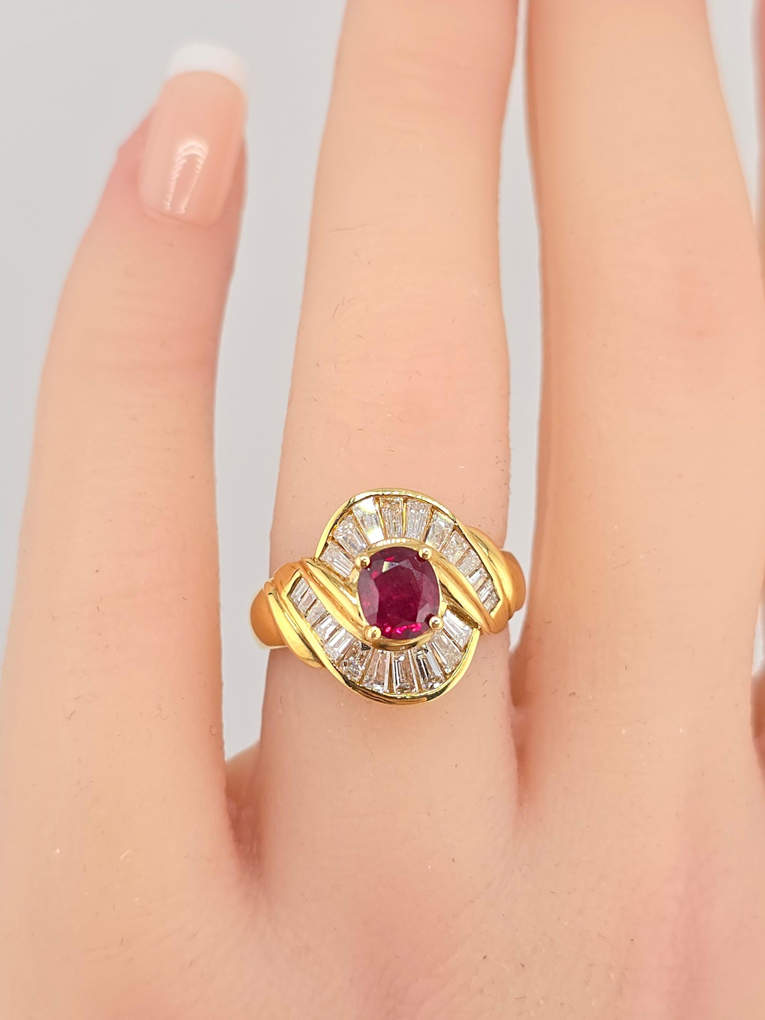 Superb Vivid Ruby & Diamond 18K Yellow Gold Ring 6.90 Grams For Sale 5