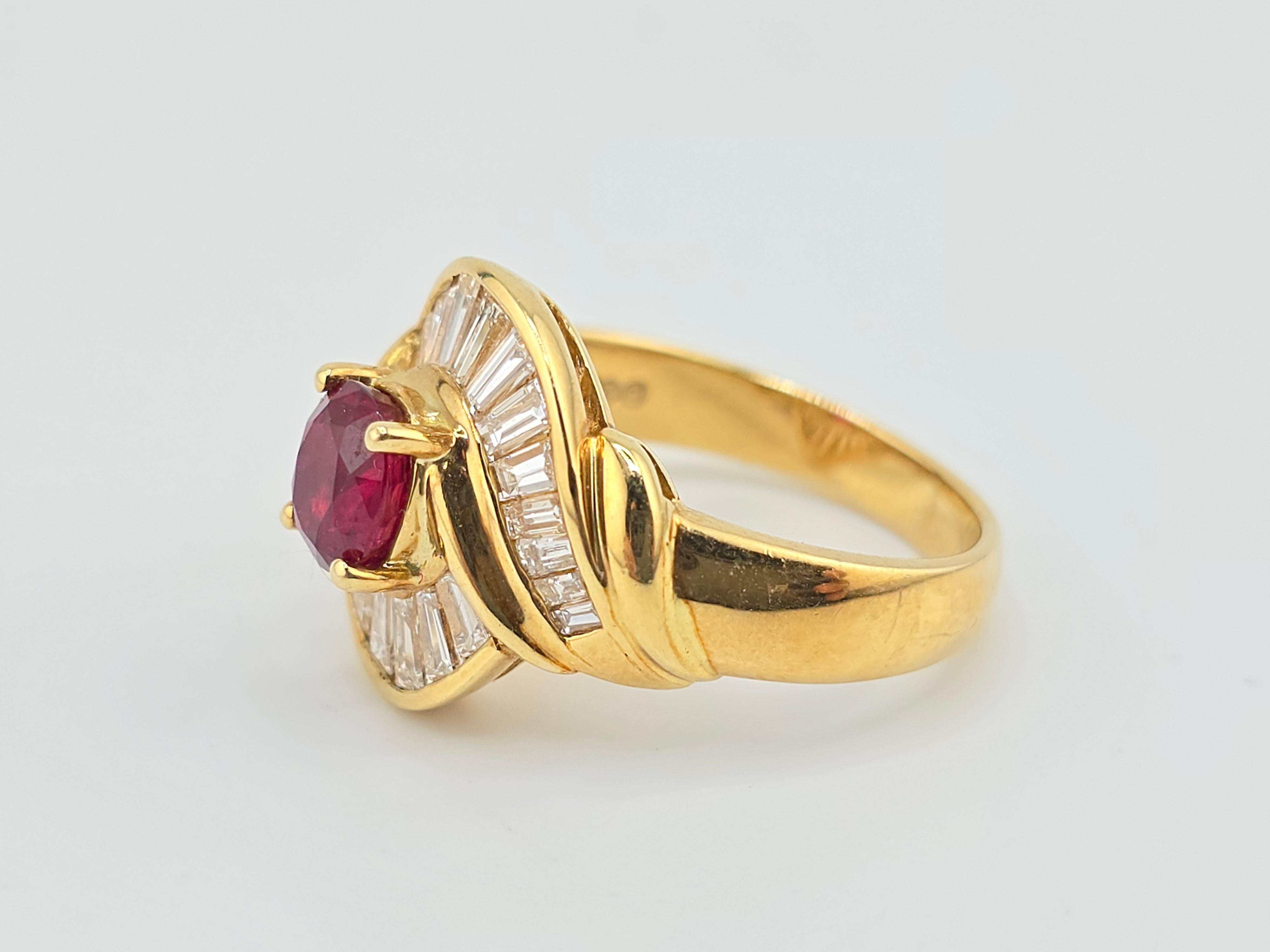Oval Cut Superb Vivid Ruby & Diamond 18K Yellow Gold Ring 6.90 Grams For Sale