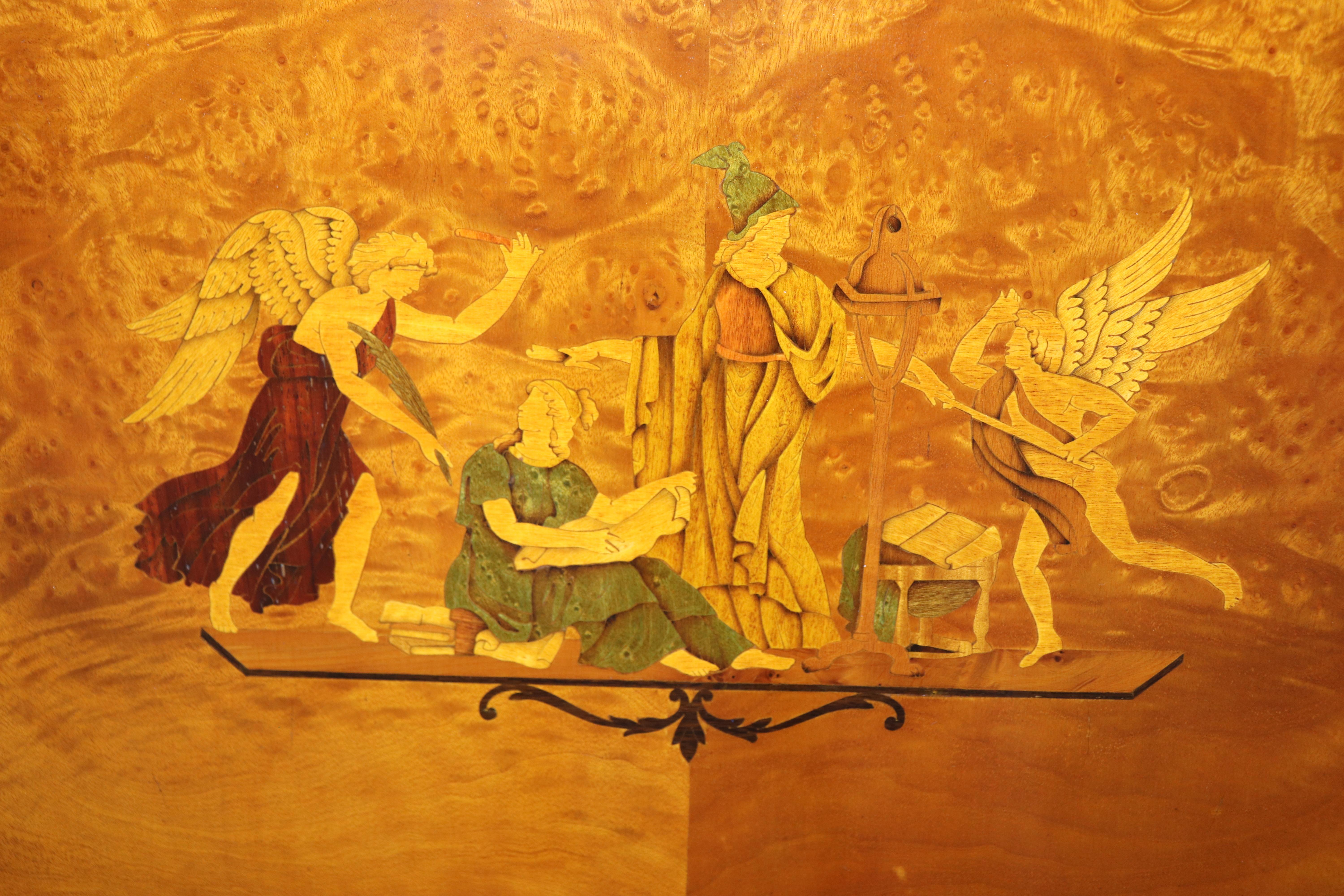Superba credenza francese figurata Luigi XV in noce e bronzo Rho Mobili d'Epoca in vendita 9