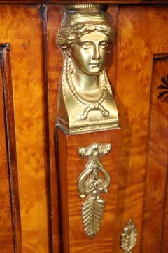 Prächtige Nussbaum und Bronze Französisch figuralen Louis XV Sideboard Rho Mobili D'Epoca