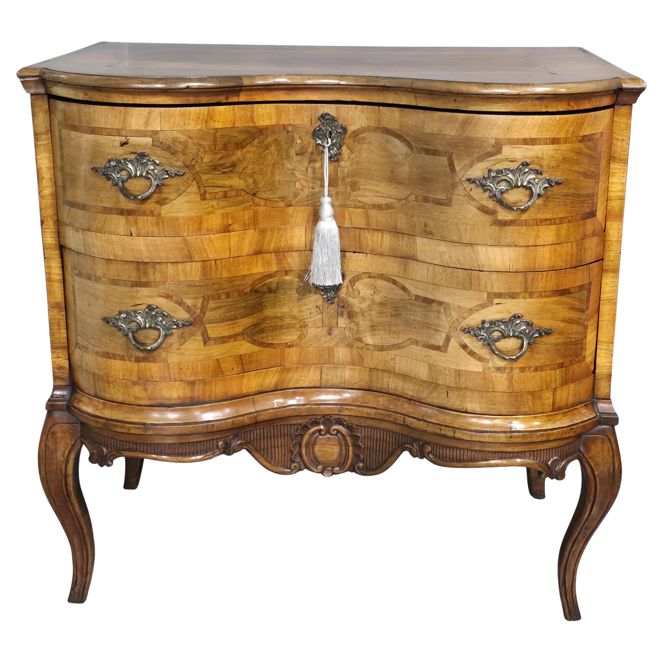 Superb Walnut Commode Chest of Drawers For Sale