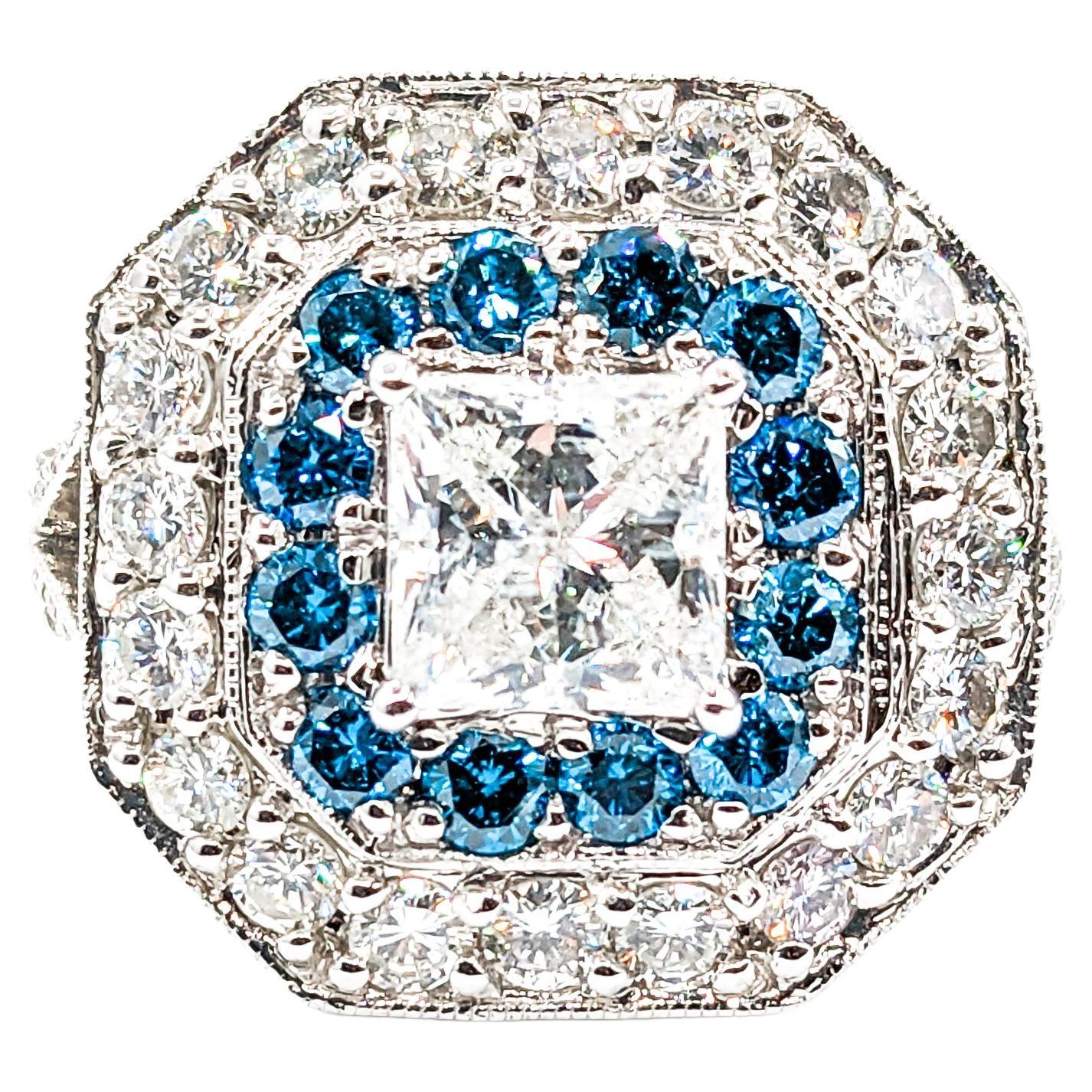 Superbe bague fantaisie avec diamants blancs et bleus en vente