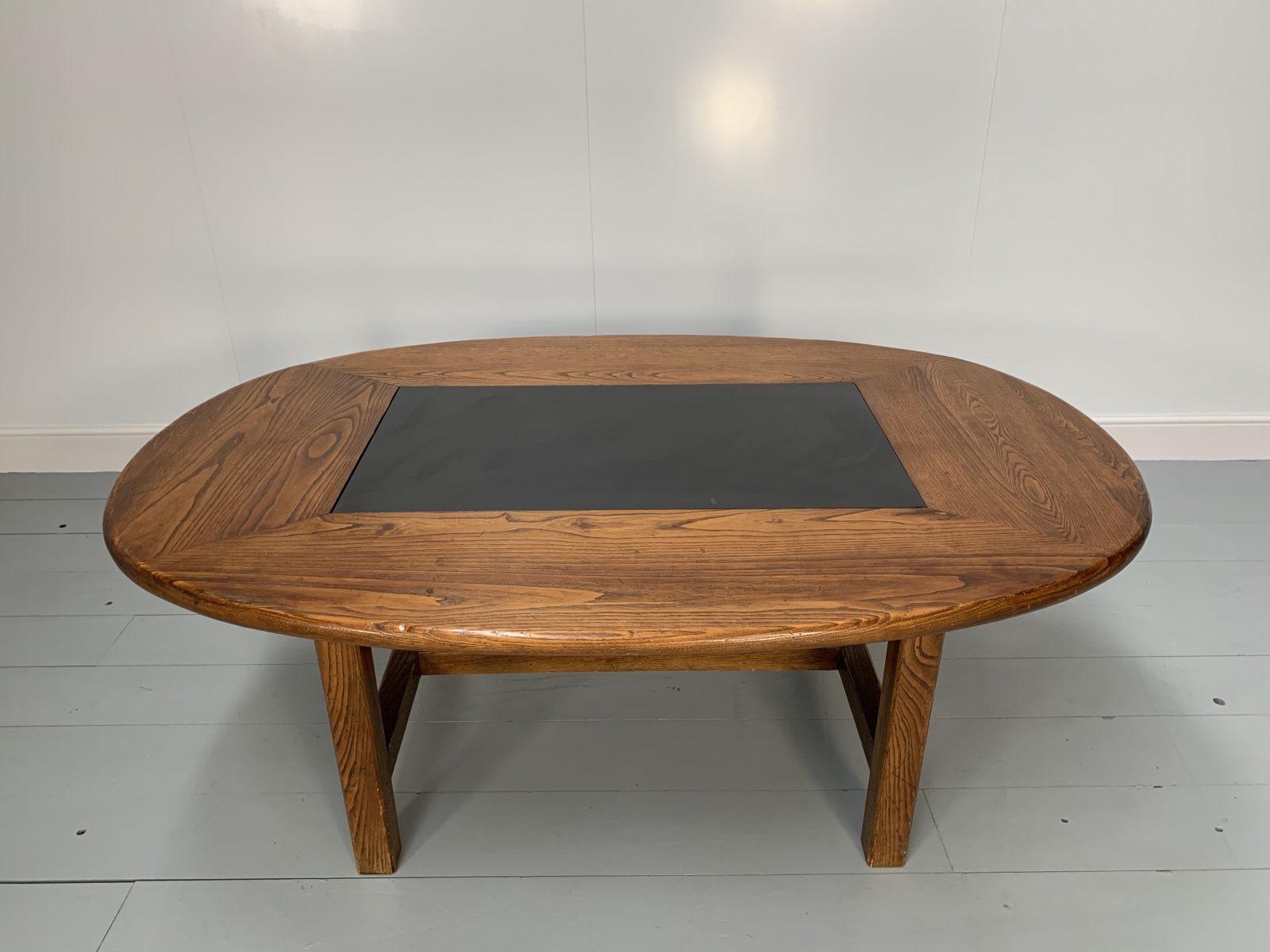 Contemporary Superb William Yeoward Oval Dining Table in Chestnut and Slate For Sale
