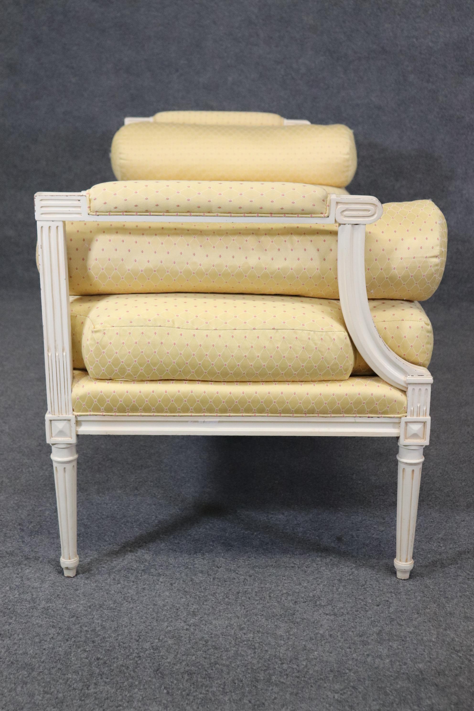 Superb Yellow Upholstered White Painted  French Louis XVI Style Window Bench  For Sale 1