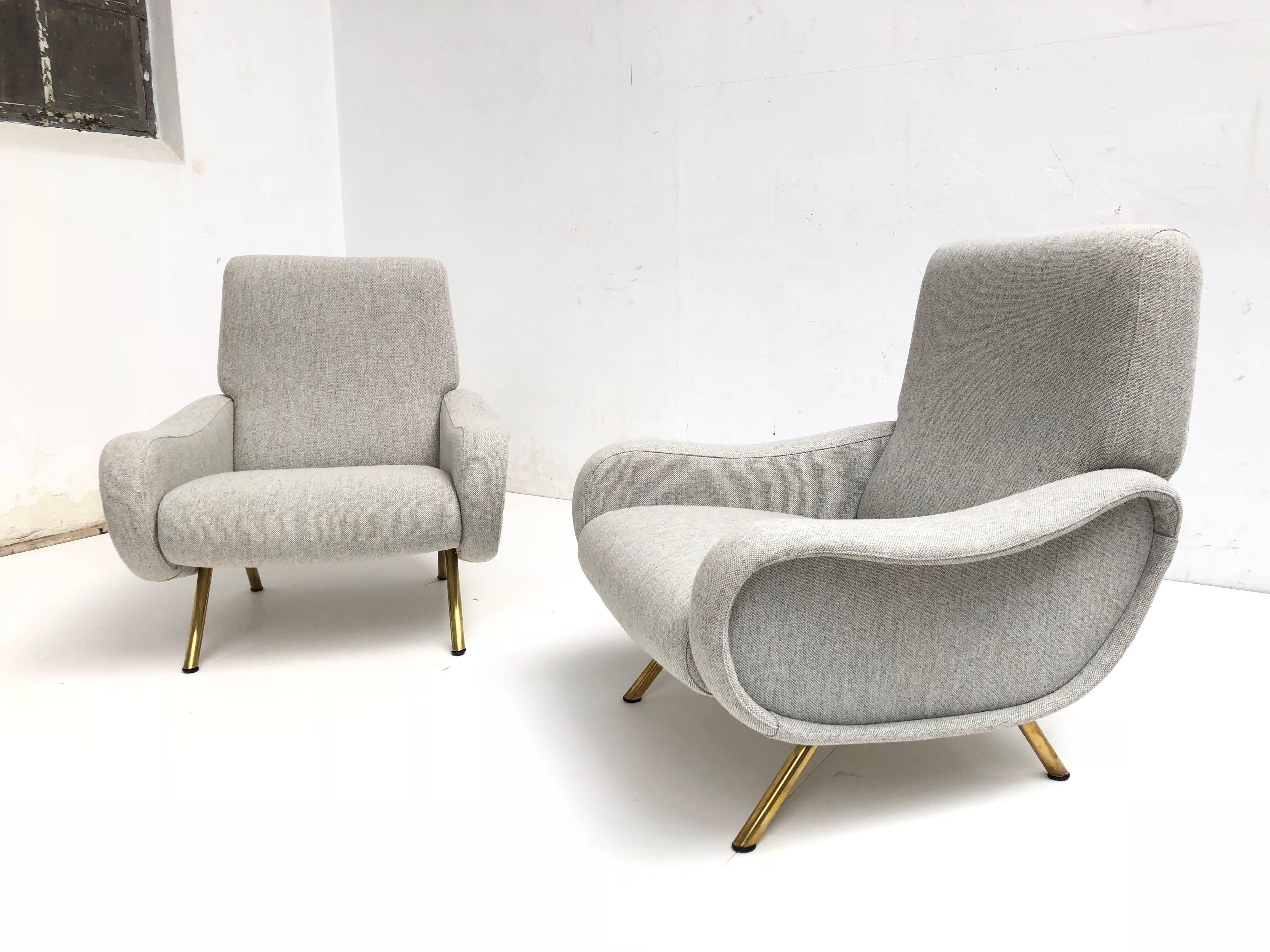 Superb pair of fully restored,  very early production 'wood frame' 'Lady' lounge chairs designed by Italian architect Marco Zanuso for Arflex, Italy in 1951.

 These 'lady' chairs  are very early  examples from the  very first few years of