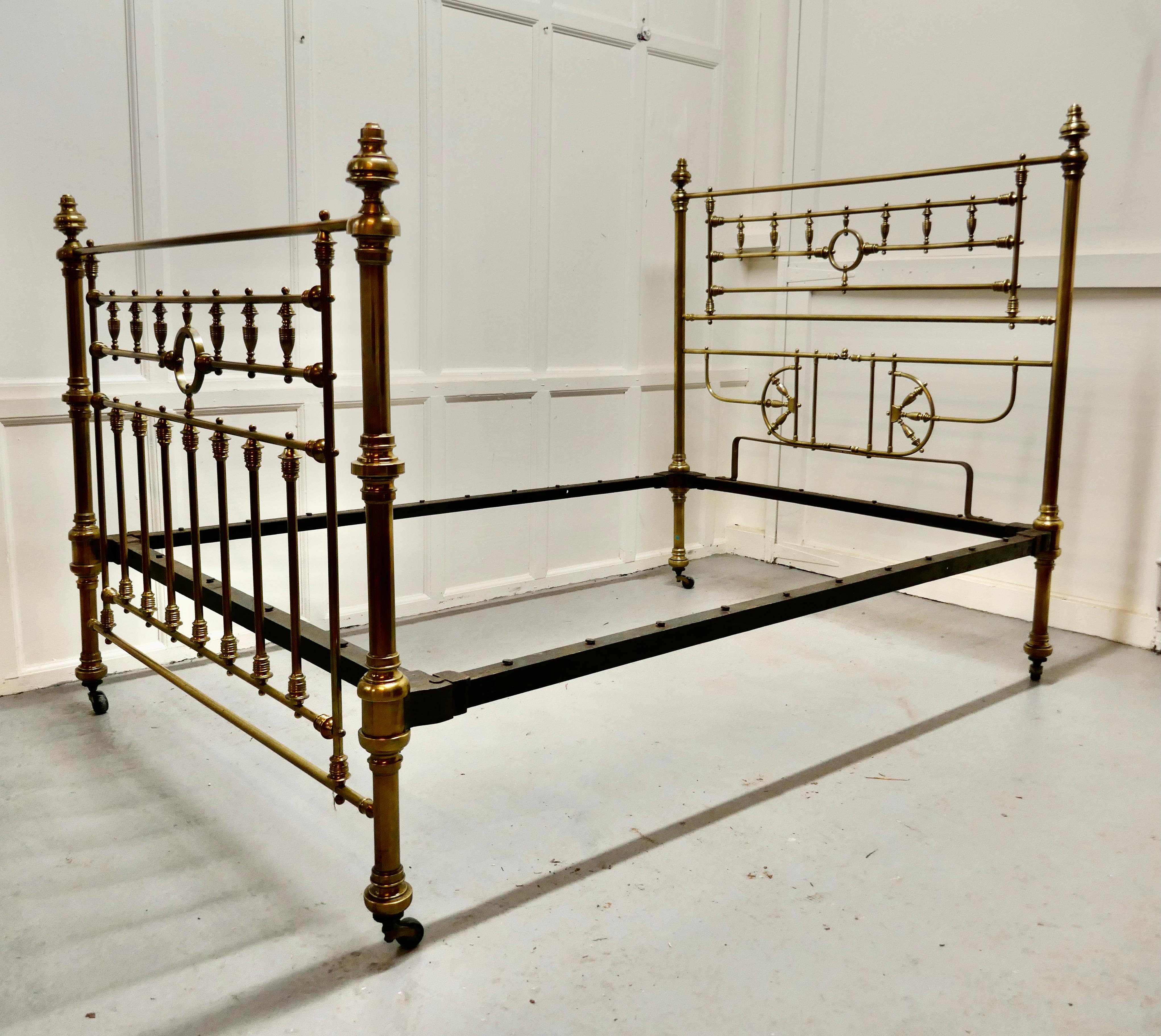 Superb 19th Century Arts & Crafts Brass Bed 6