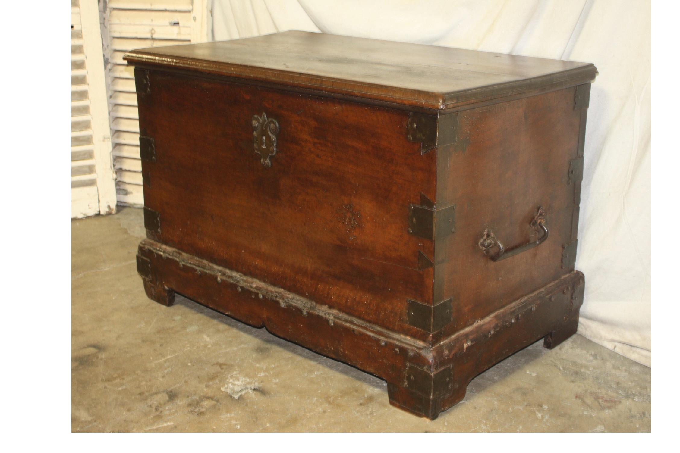 Superbe 17th century French blanket chest or trunk.