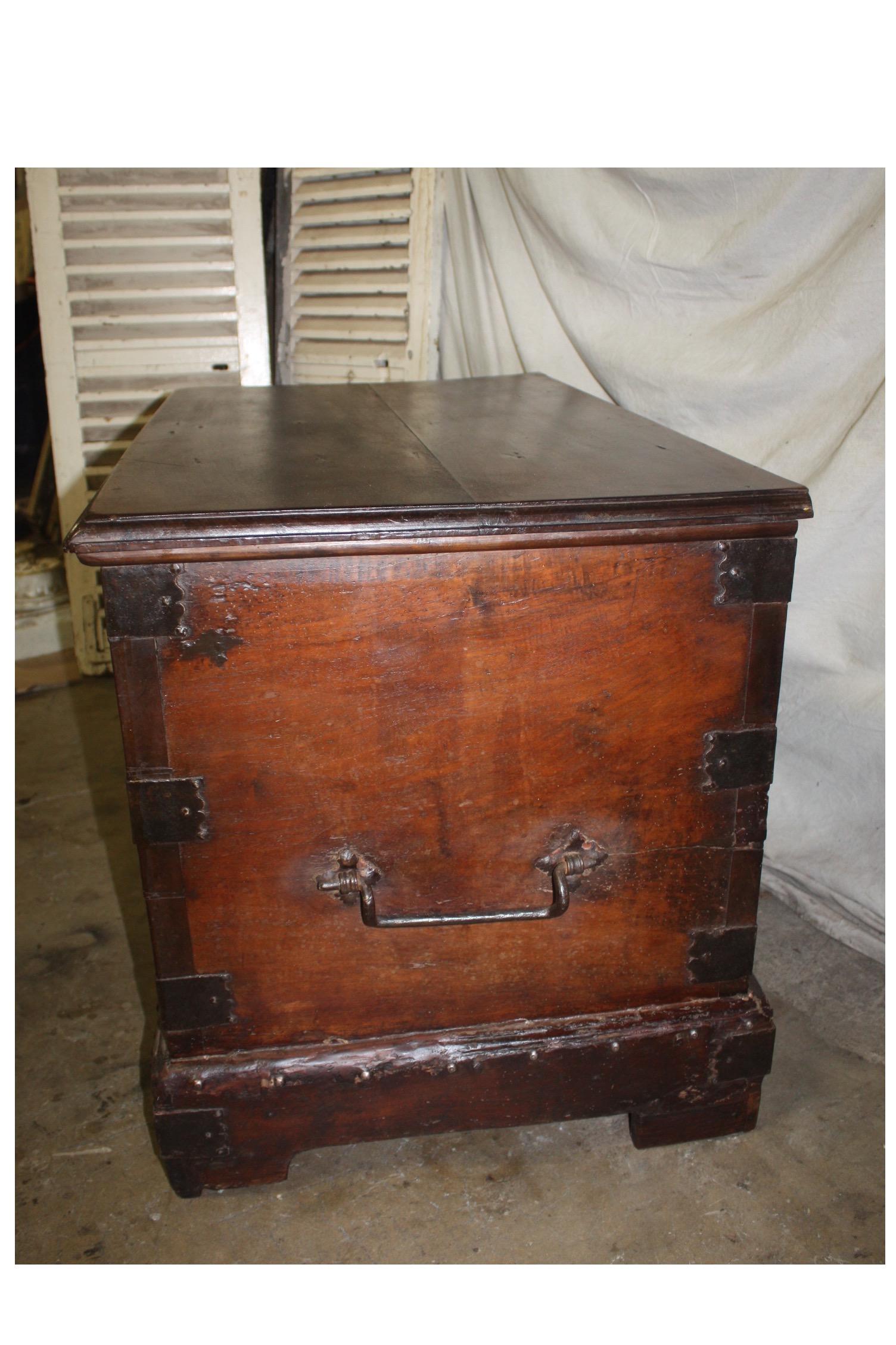 Louis XIV Superbe 17th Century French Blanket Chest or Trunk For Sale
