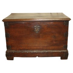 Superbe 17th Century French Blanket Chest or Trunk