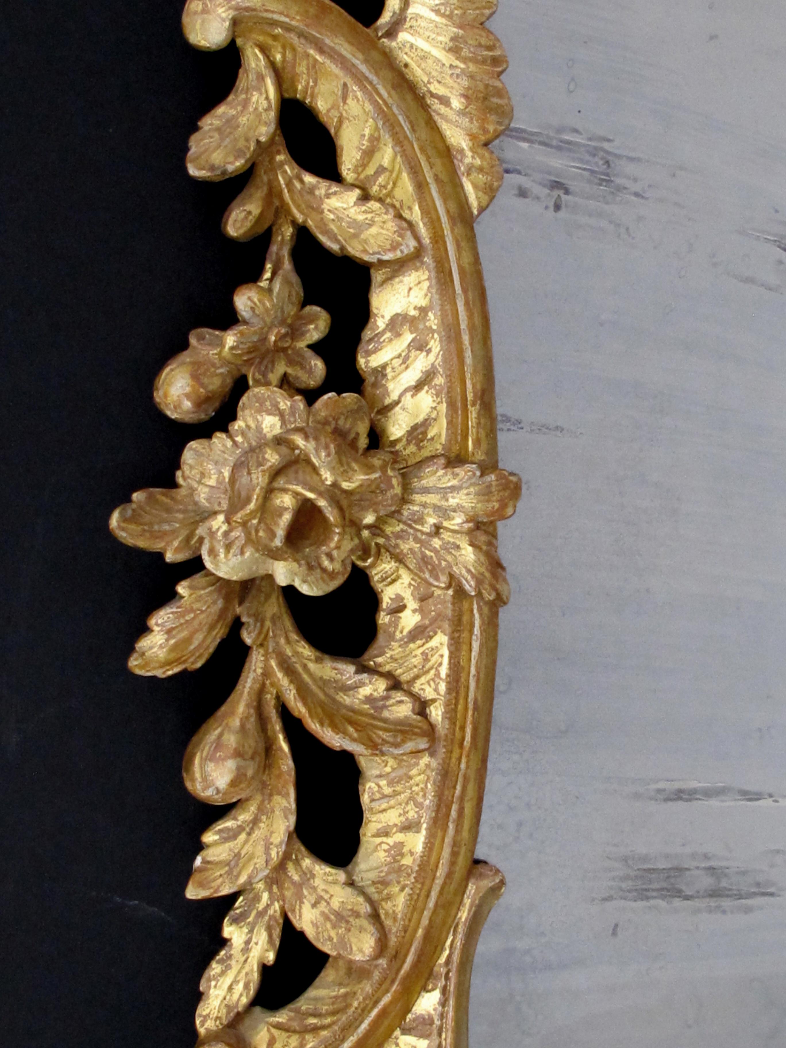 Superbly-Carved English George II Giltwood Mirror with Elaborate Foliate Crest 1