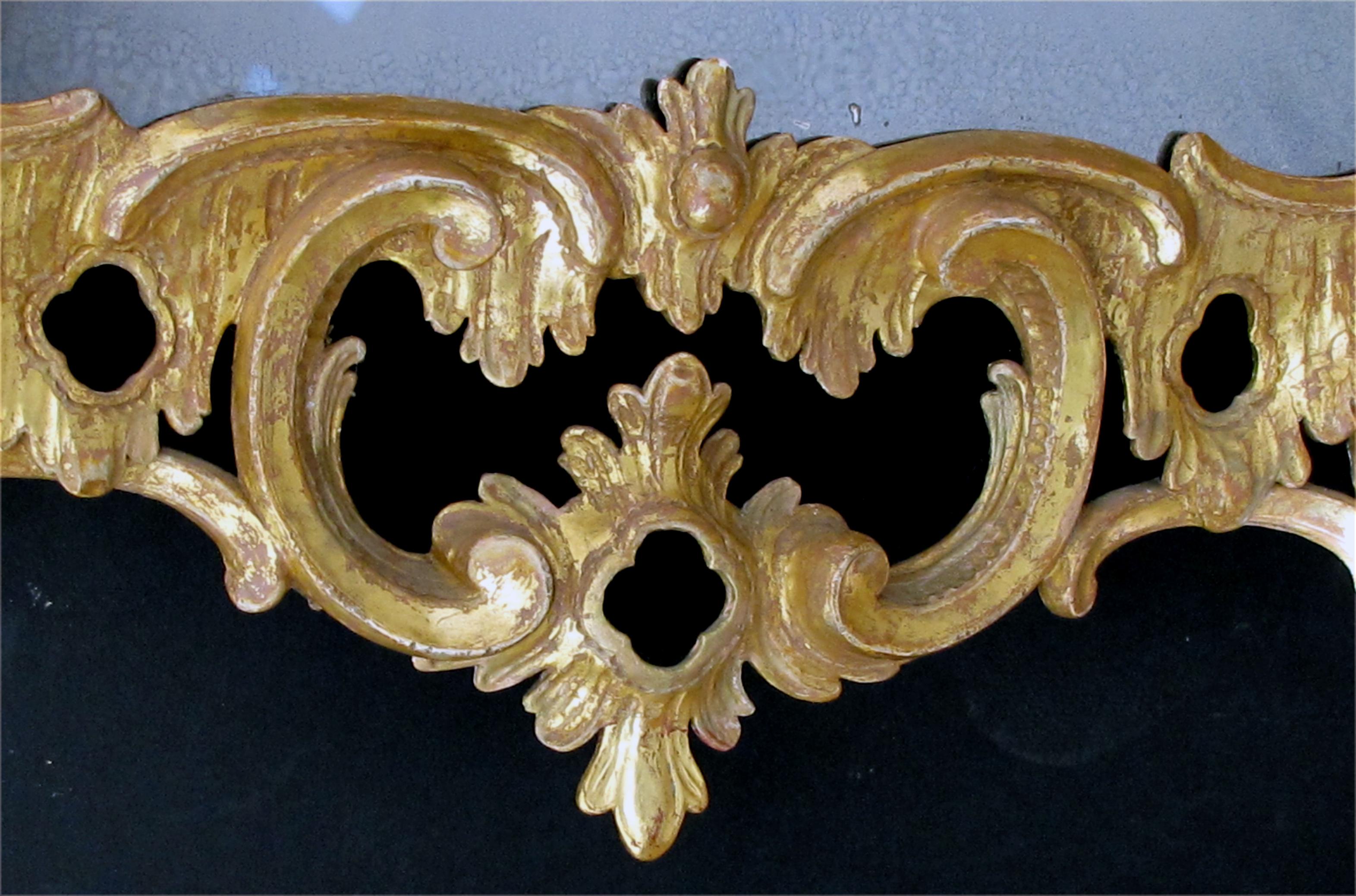Superbly-Carved English George II Giltwood Mirror with Elaborate Foliate Crest 3