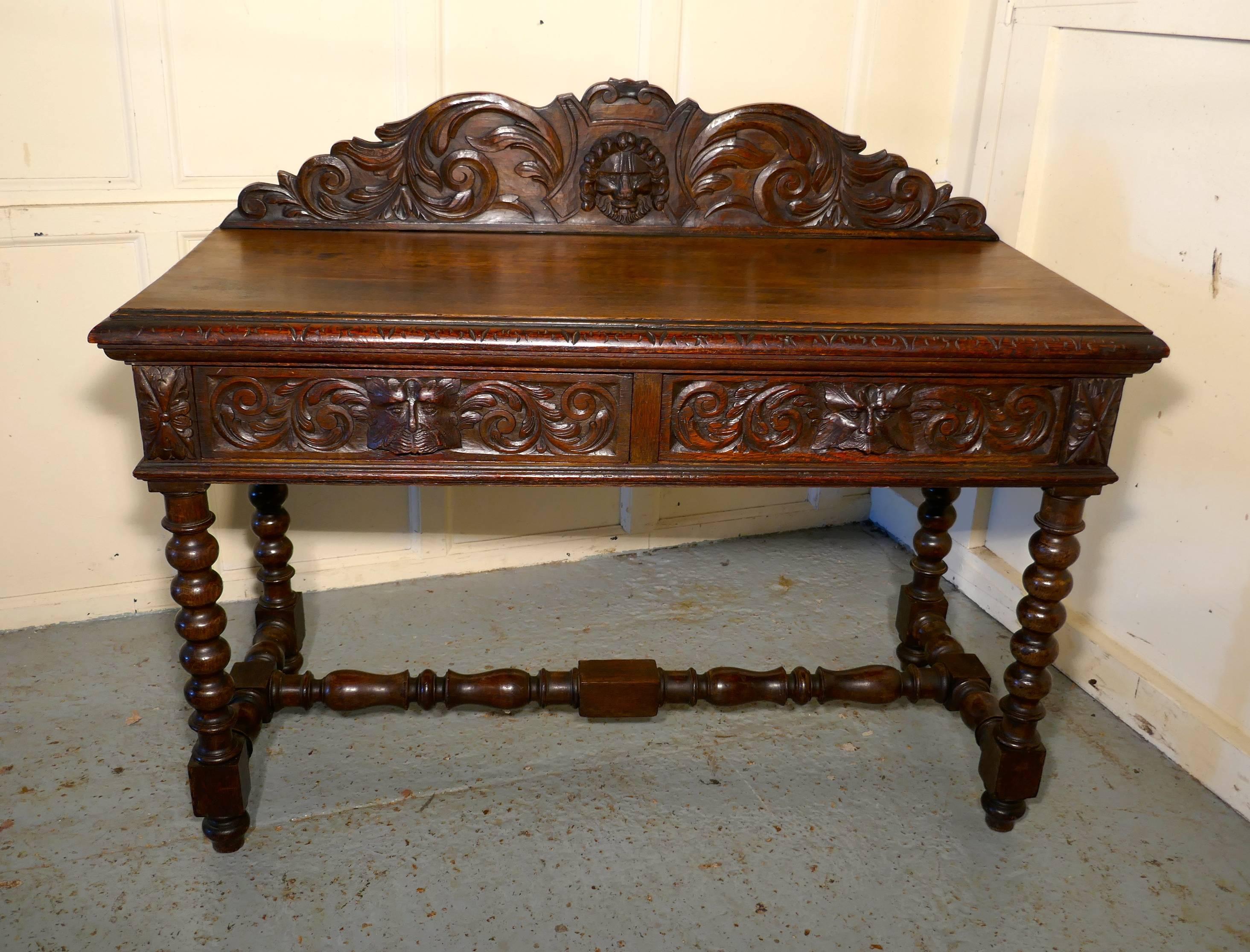Superbly Carved Green Man Oak Hall Table In Good Condition In Chillerton, Isle of Wight