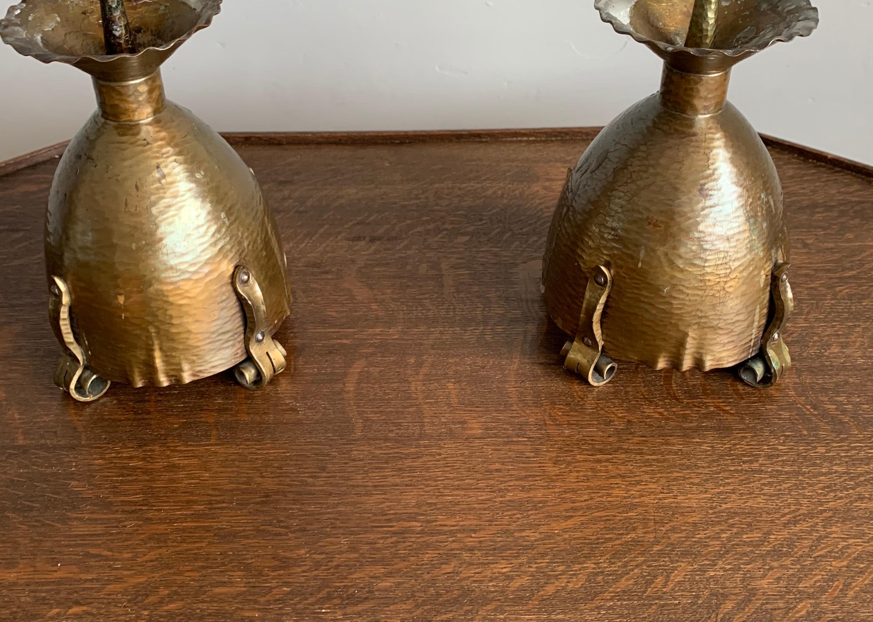 Superbly Handcrafted Pair of Arts & Crafts Brass Candlesticks / Holders, 1910s For Sale 2