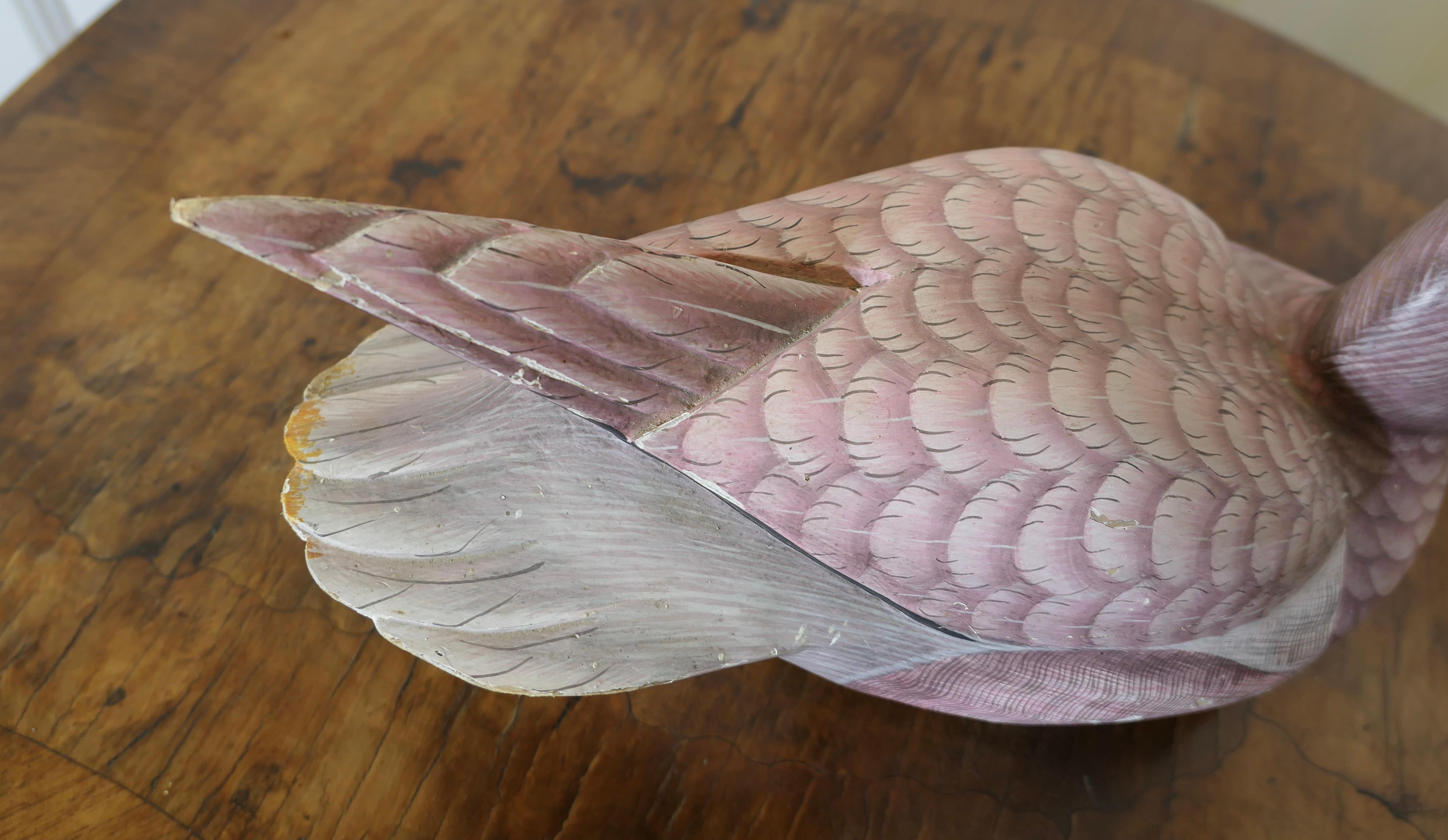 Châtaignier Duck de décoration magnifiquement peint et sculpté  Il s'agit d'un bon appelant du 19e siècle en vente