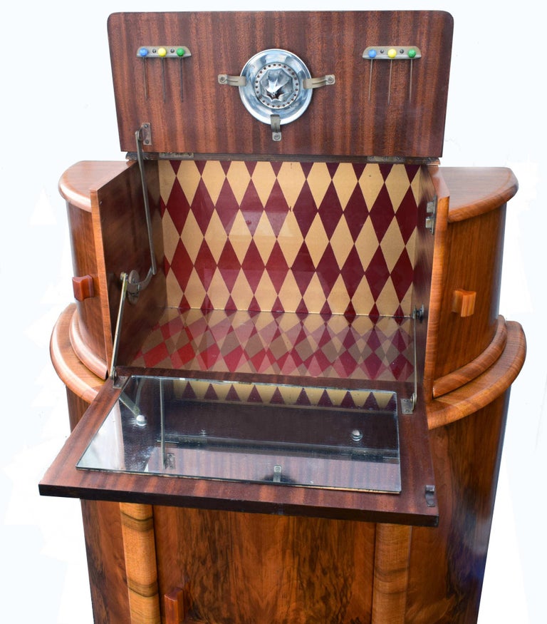 Superbly Stylish 1930s Art Deco Walnut Cocktail Dry Bar at 1stDibs