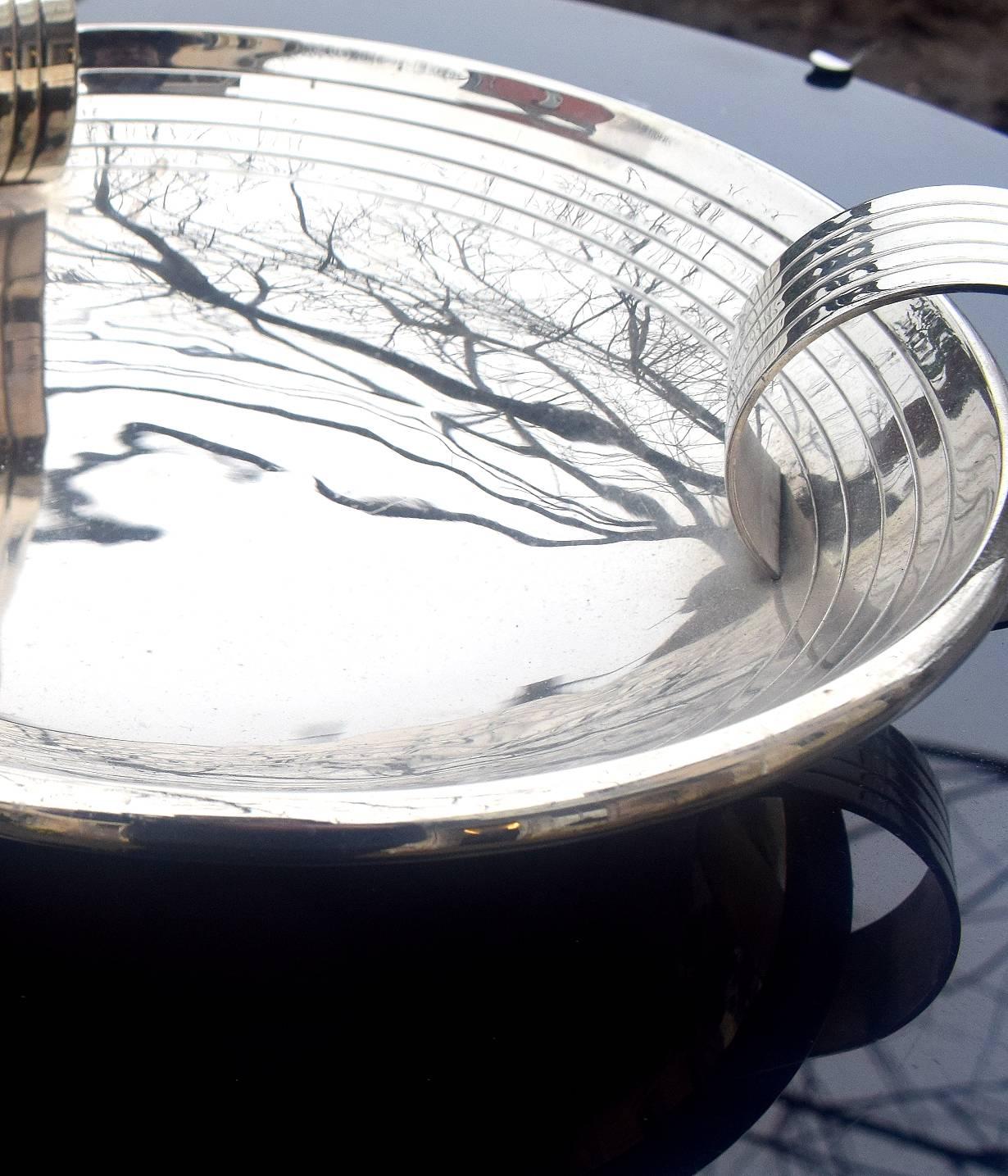 20th Century Superbly Stylish Art Deco Silver Plated Modernist Bowl
