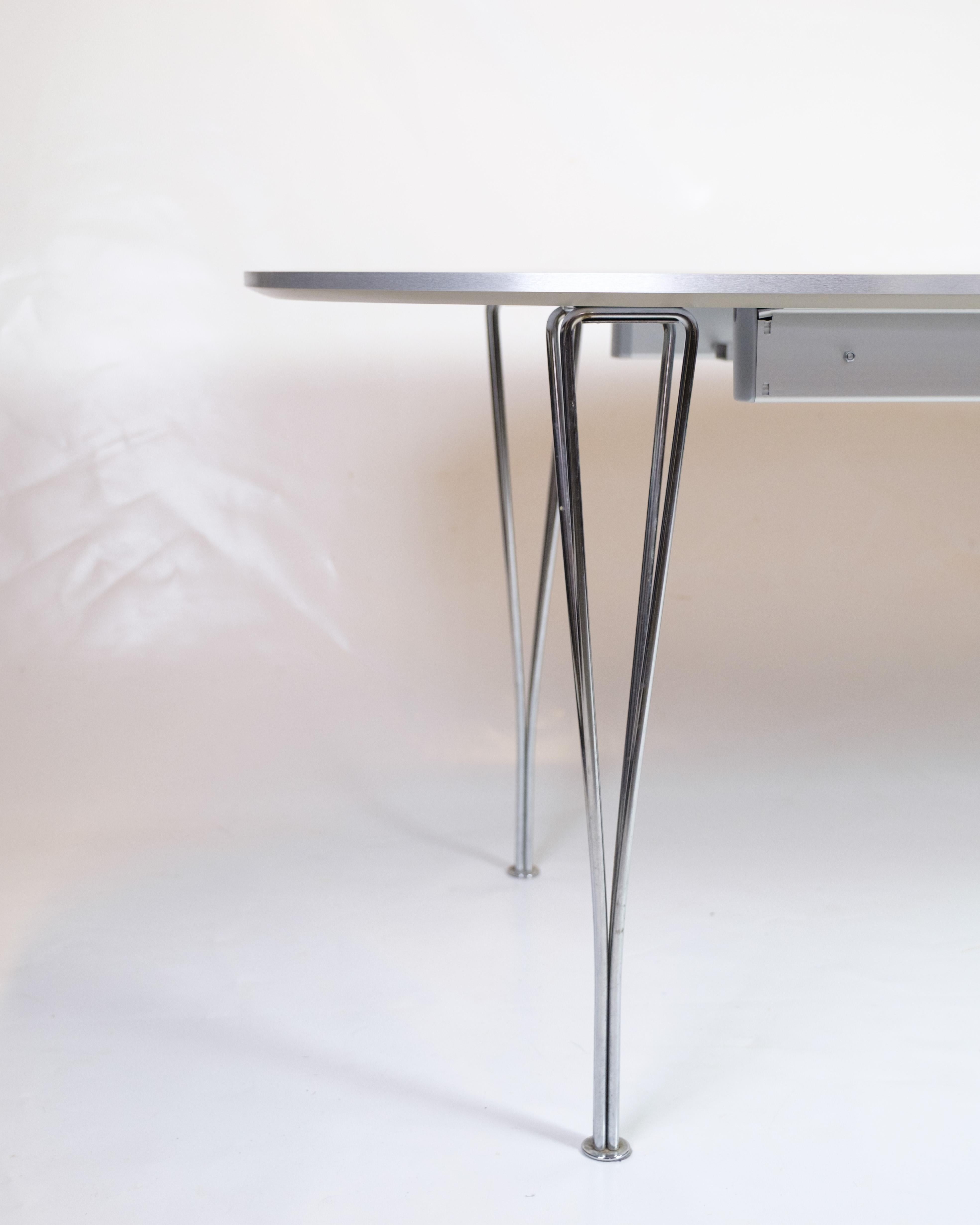 Superellipse Esstisch Model B616 von Piet Hein & Arne Jacobsen (Stahl) im Angebot