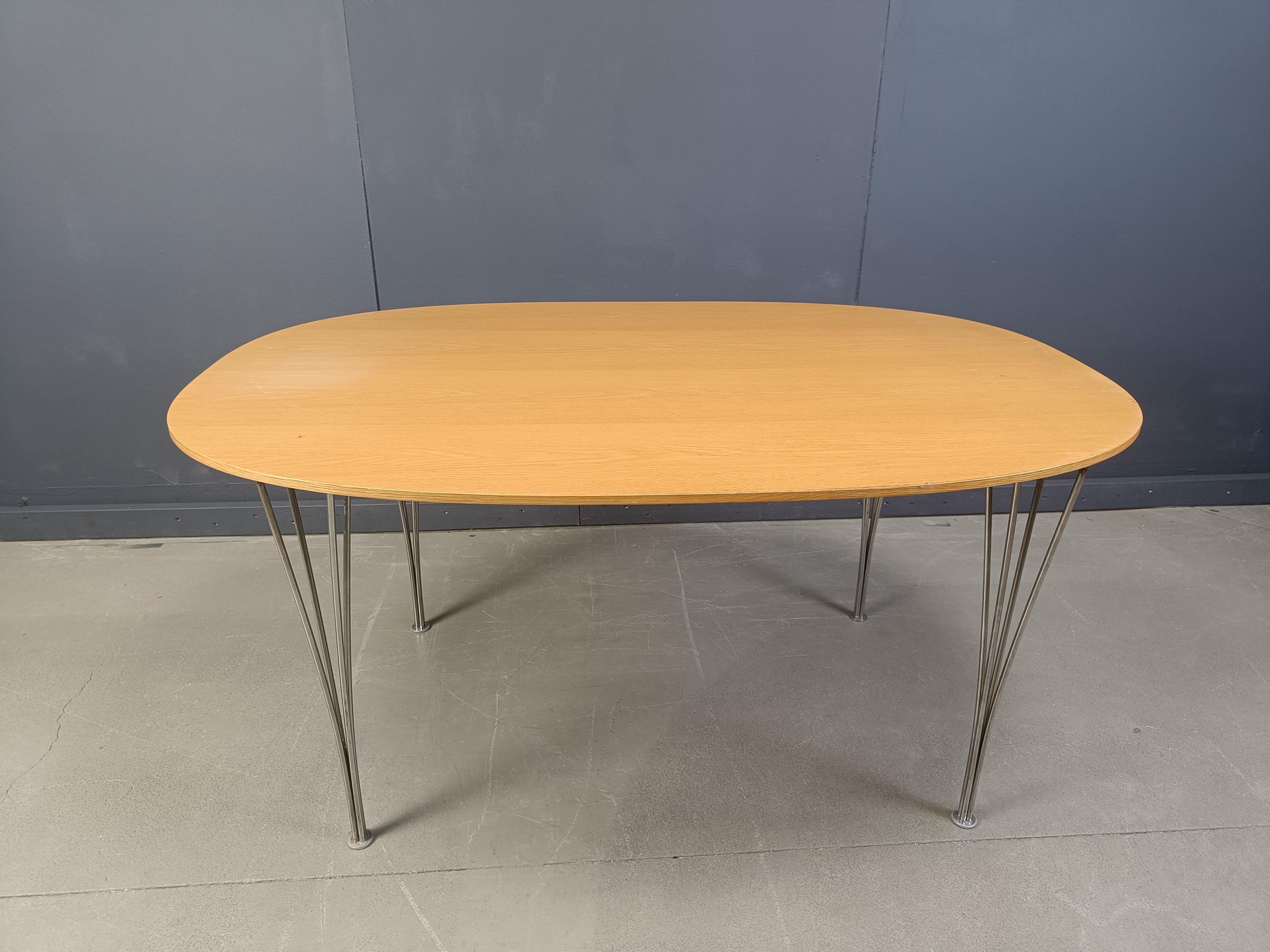 Superellipse Table by Bruno Mathsson and Piet Hein for Fritz Hansen For Sale 4