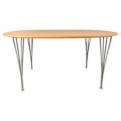 Tavolo Superellipse di Bruno Mathsson e Piet Hein per Fritz Hansen