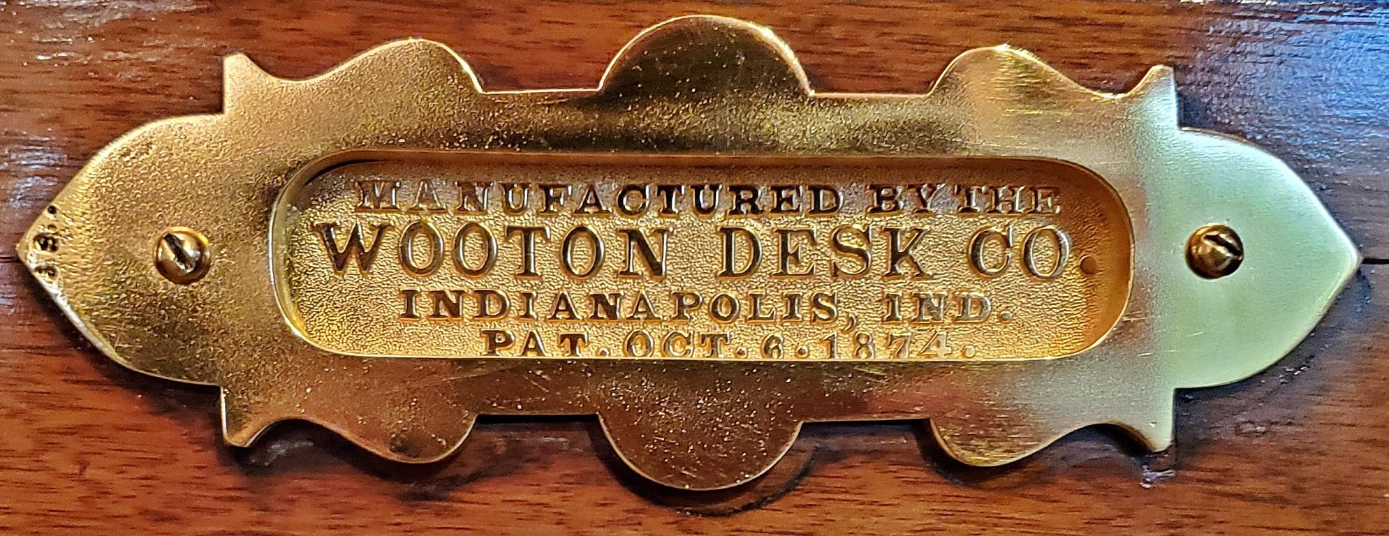 John D. Rockefeller Style Extra Grade Wooten Desk with Outstanding Provenance In Good Condition In Dallas, TX