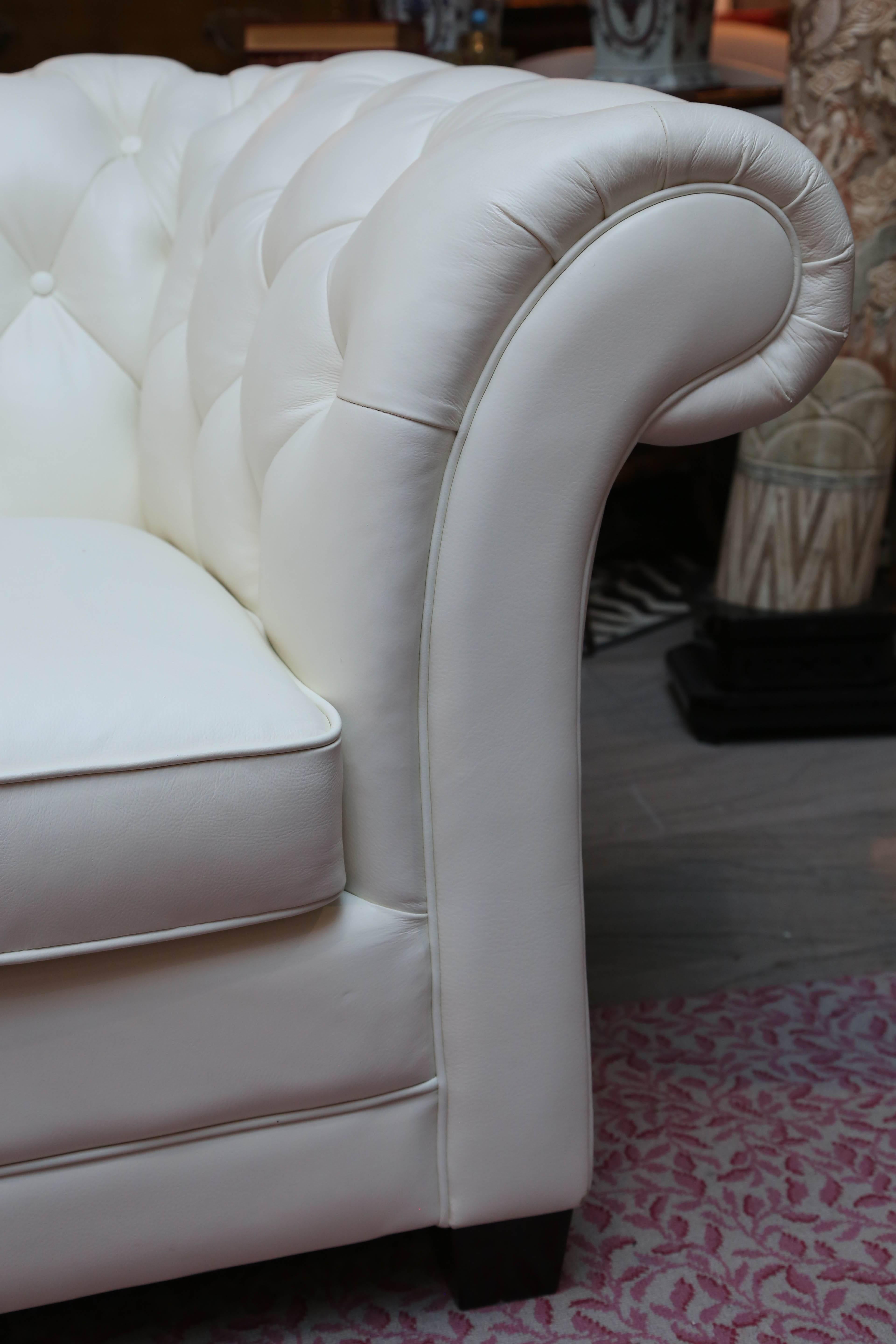 white chesterfield sofa