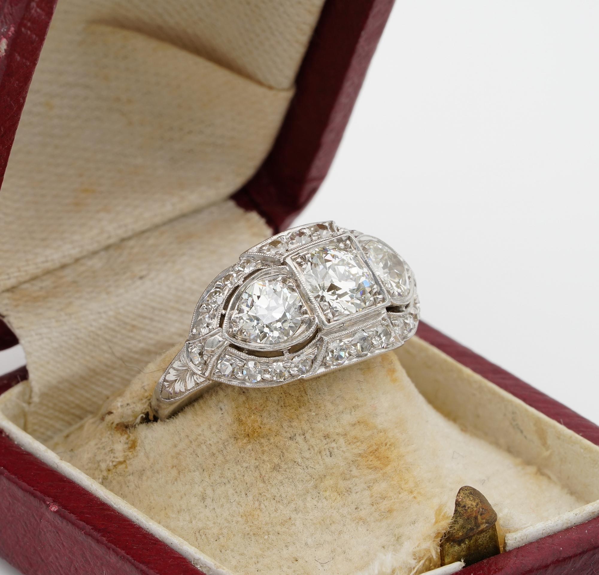 Superlative Art Deco 2.20 Carat Diamond Plus .70 Carat Platinum Three-Stone Ring In Good Condition For Sale In Napoli, IT