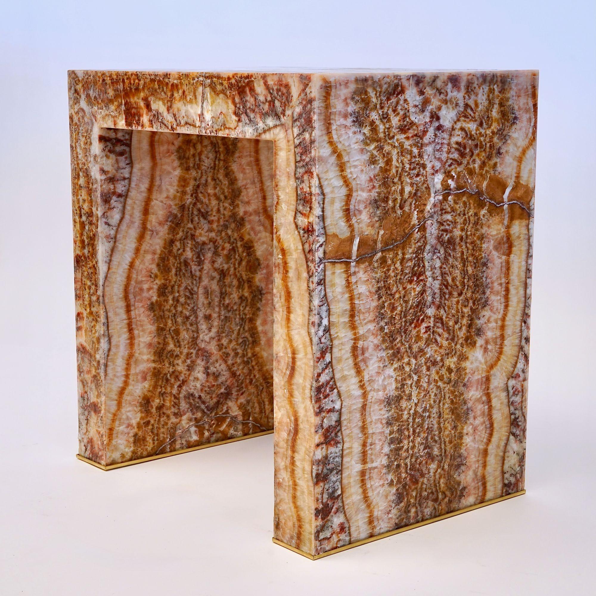 Superleggero Light-weight Marble side table in Red Onyx, Piattelli Design For Sale 7