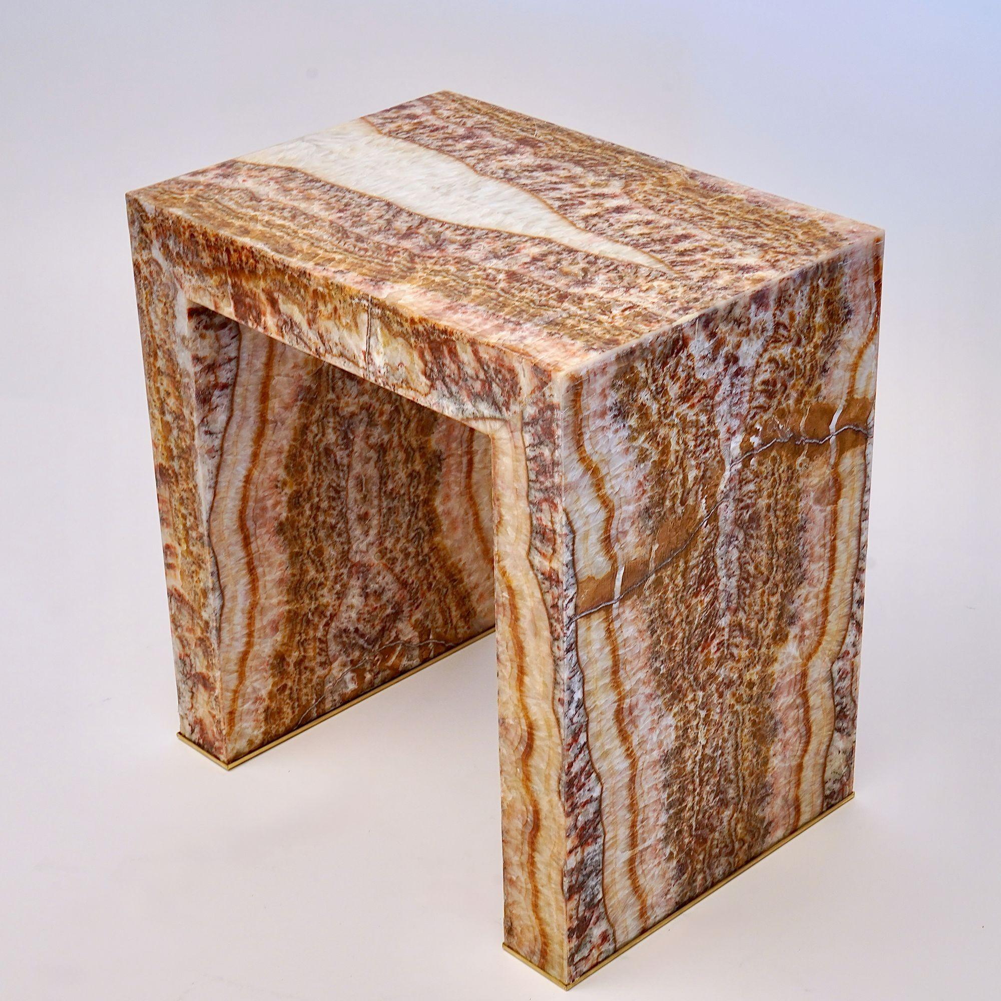 Superleggero Light-weight Marble side table in Red Onyx, Piattelli Design For Sale 9