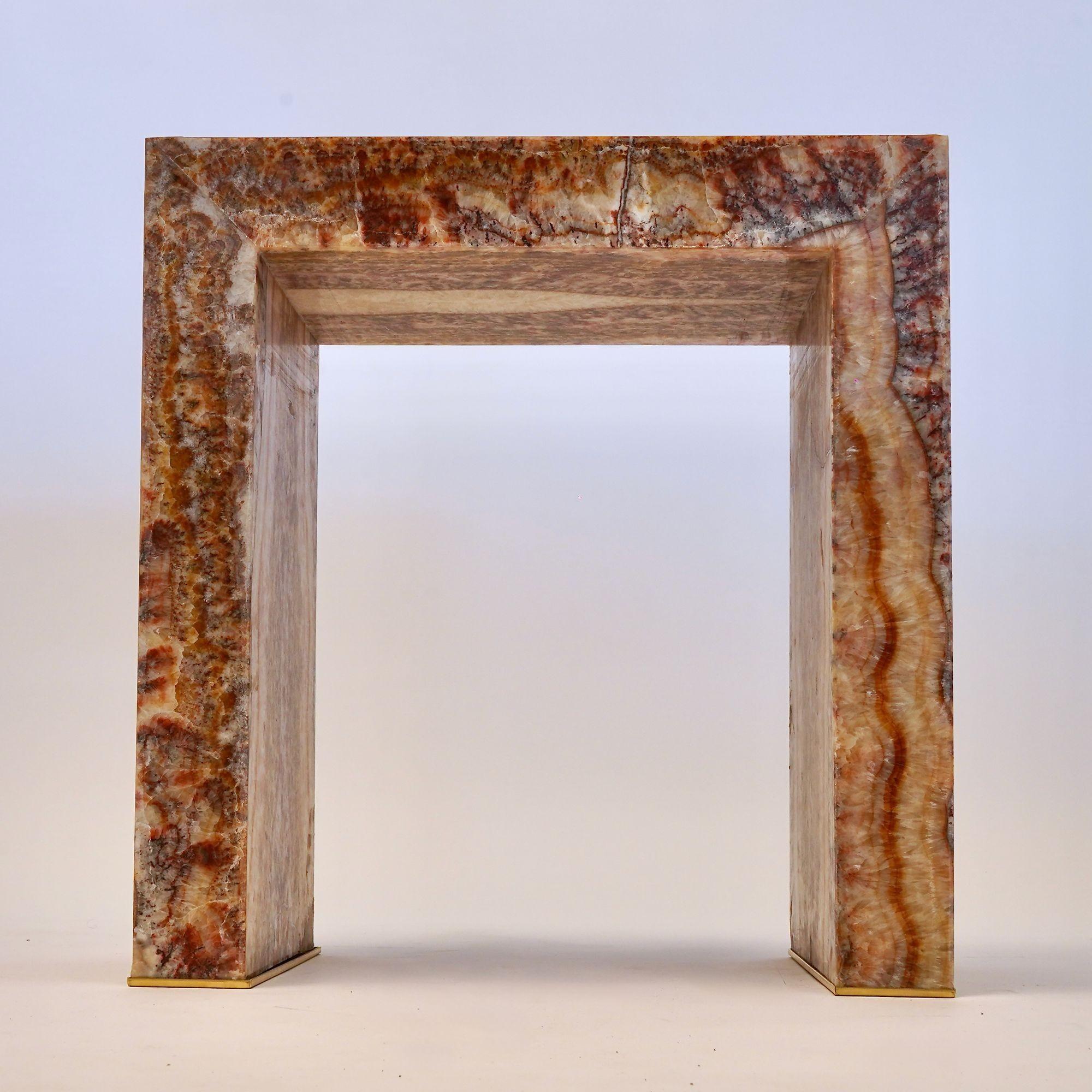 Italian Superleggero Light-weight Marble side table in Red Onyx, Piattelli Design For Sale
