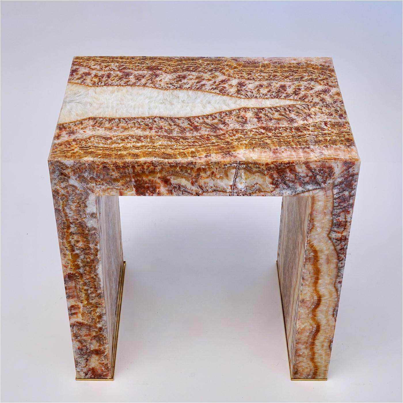 XXIe siècle et contemporain Table d'appoint Superleggero en onyx rouge en vente